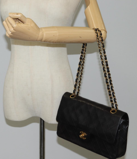 Chanel Timeless Doble Flap 25 cm en piel de cordero negra