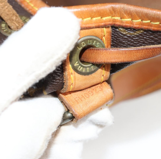 Louis Vuitton Petit Noe canvas monogram