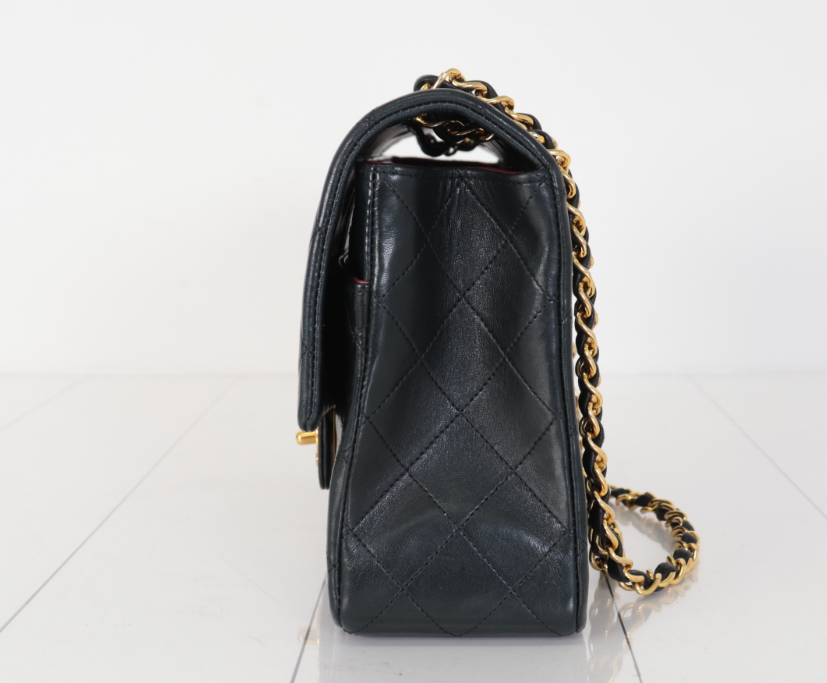 Chanel Timeless Single Flap Vintage con cartera