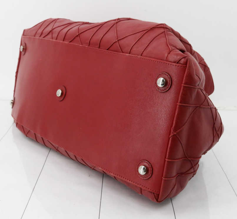 Christian Dior Soft Cannage Chain Tote Large – Piel Roja con Cadena Plateada