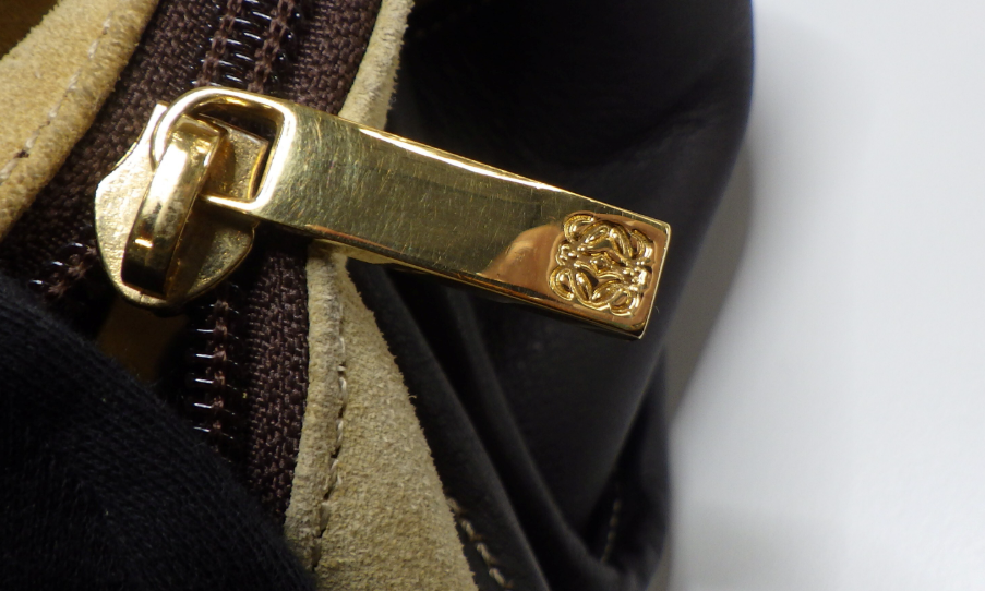 Loewe Amazona 32 Colección Oro