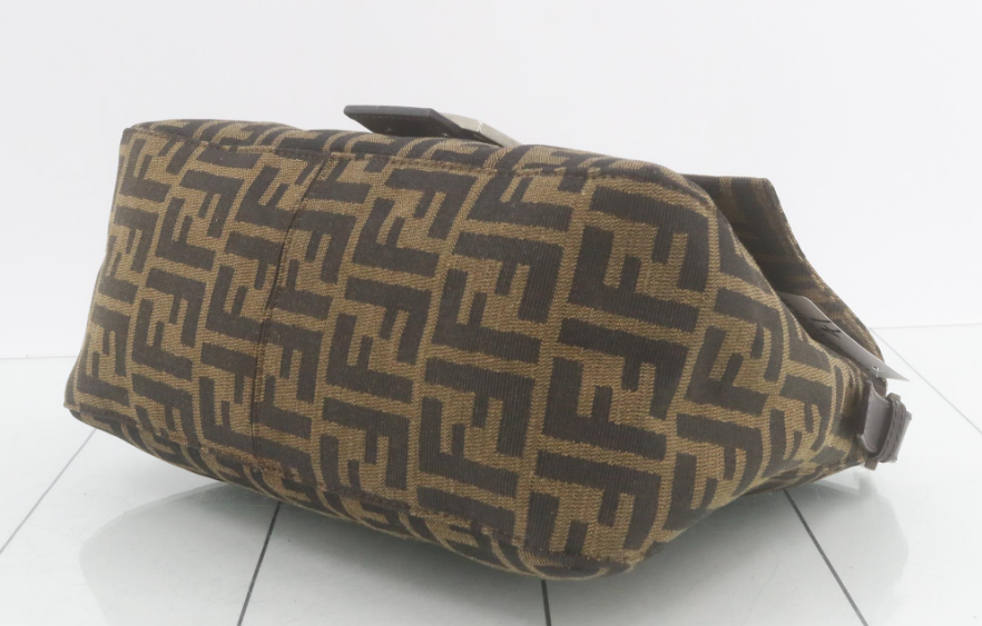 Fendi Mamma Baguette Zucca Canvas Marrón – Iconic FF