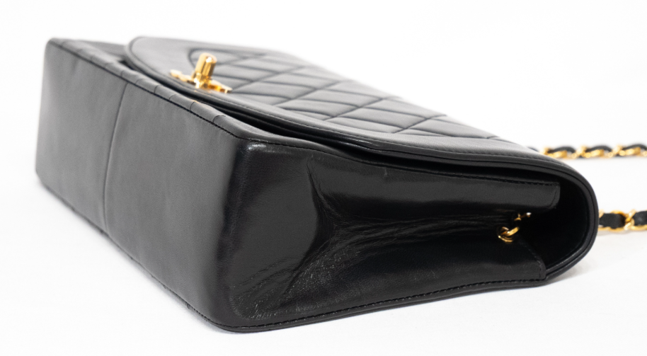 Chanel timeless 25 diana negro en piel de cordero serie 4