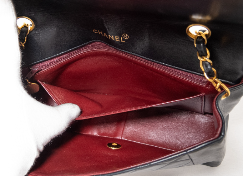 Chanel Timeless 25 diana negro en piel de cordero serie 2