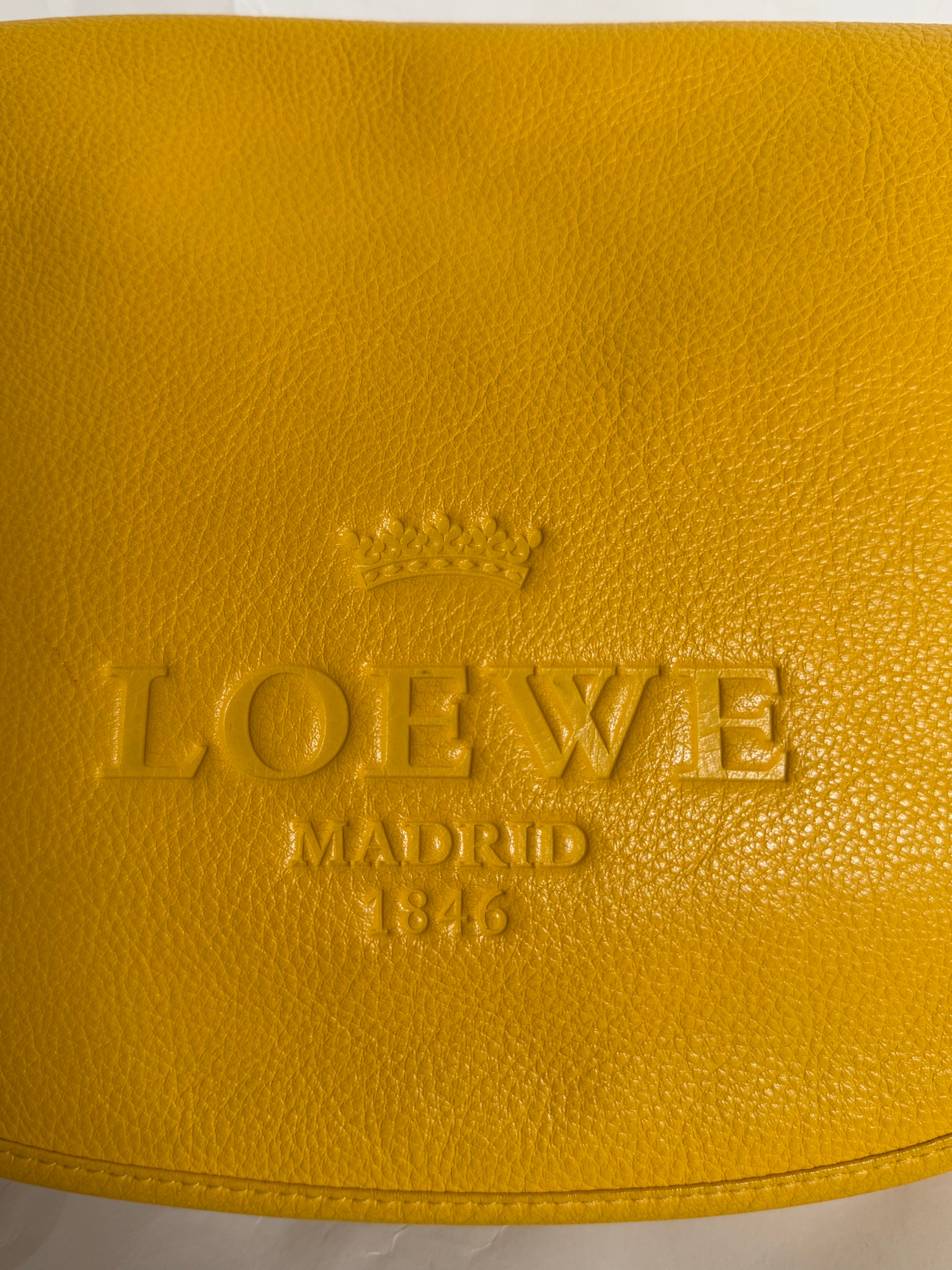 Loewe heritage grande Amarillo
