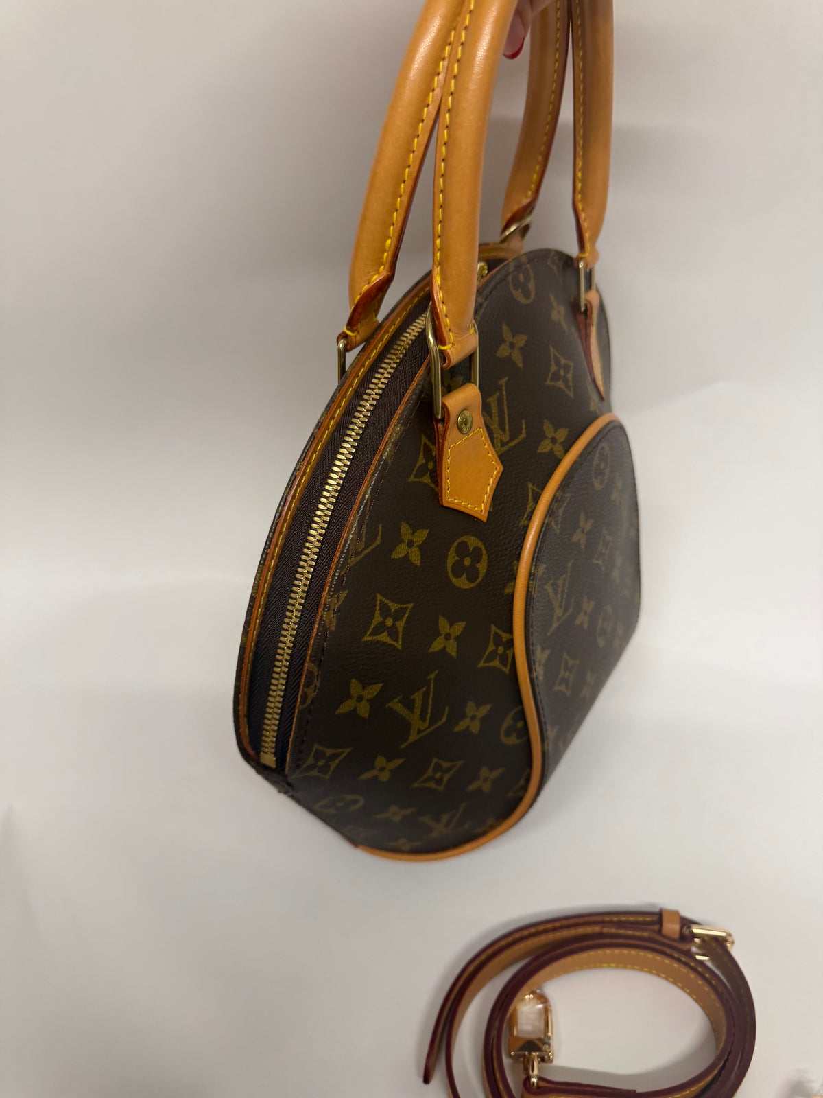 Louis Vuitton Ellipse PM Lona Monogram