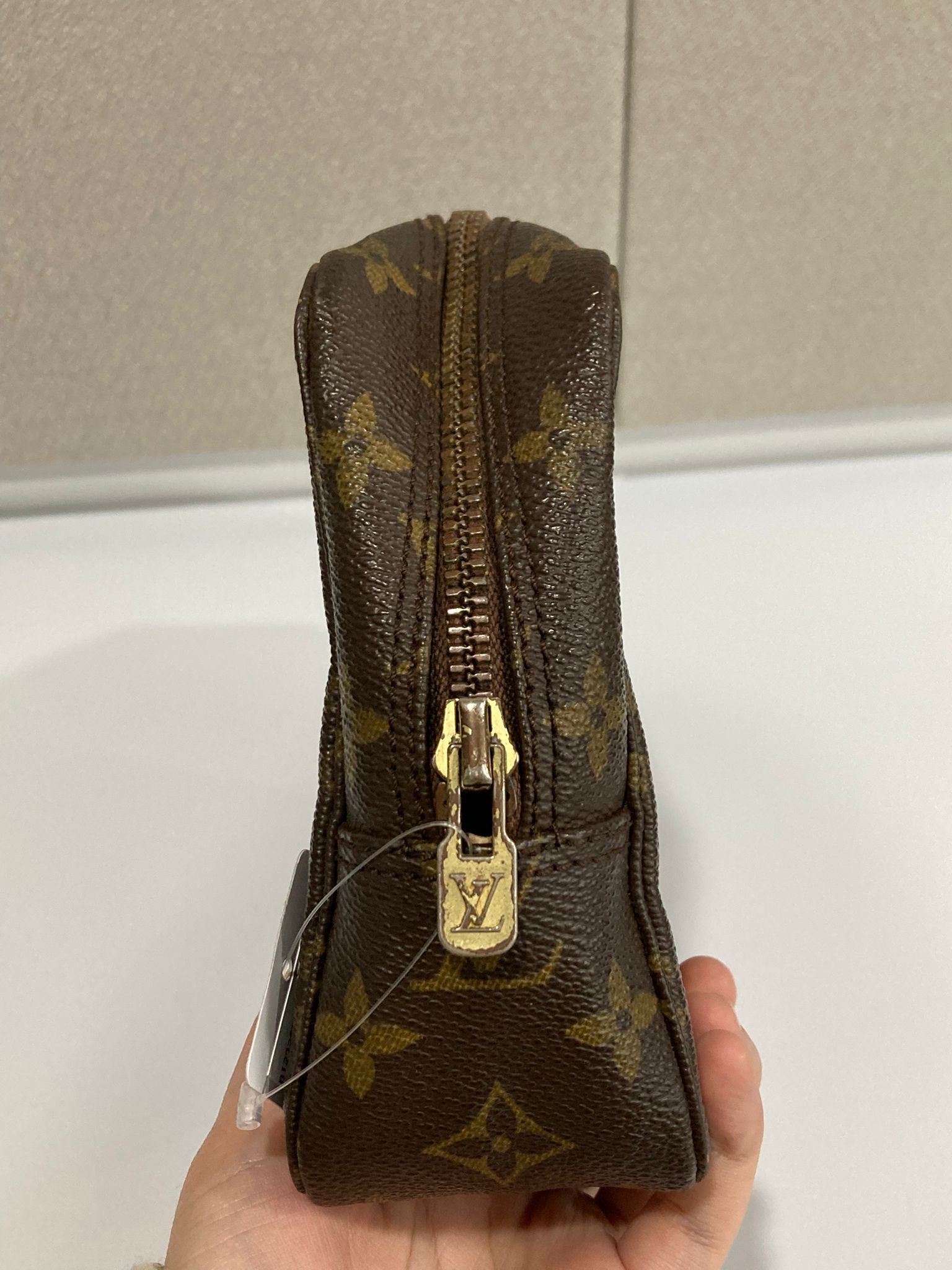 Louis Vuitton Trousse Toilette 23 Monogram – Vintage