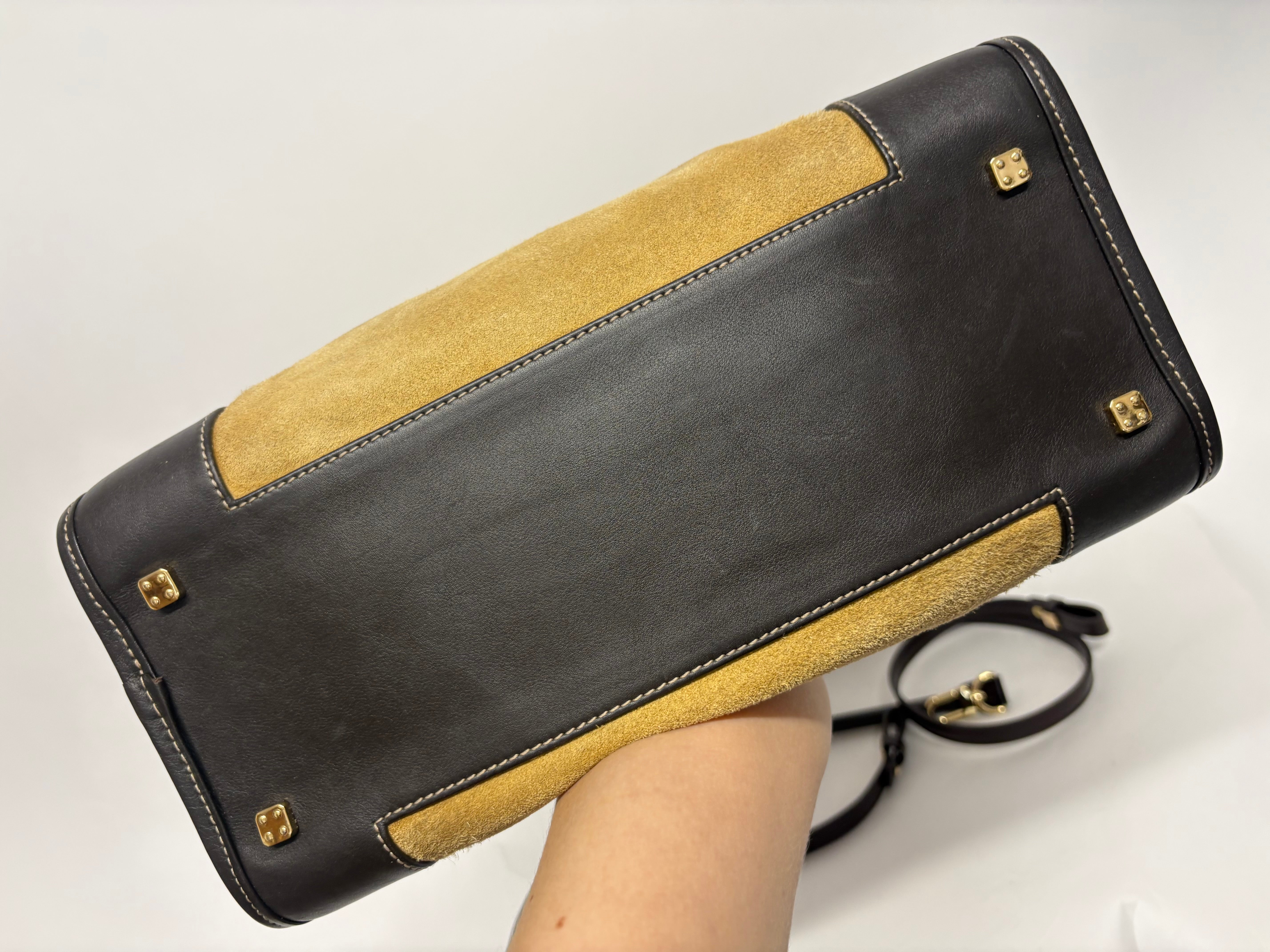 Loewe Amazona ante oro 32 marrón con bandolera extra