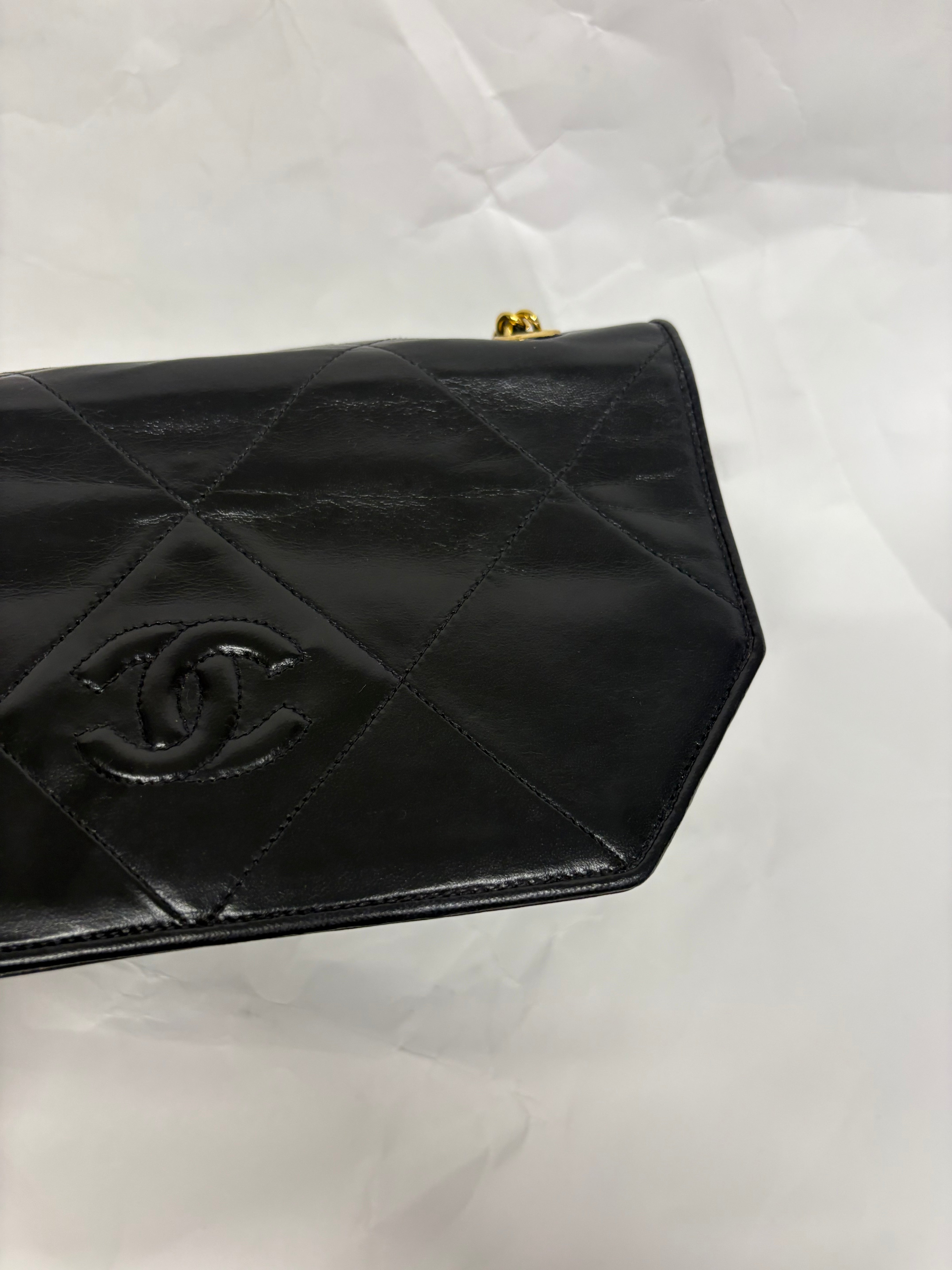 Single Flap Vintage negra cadena