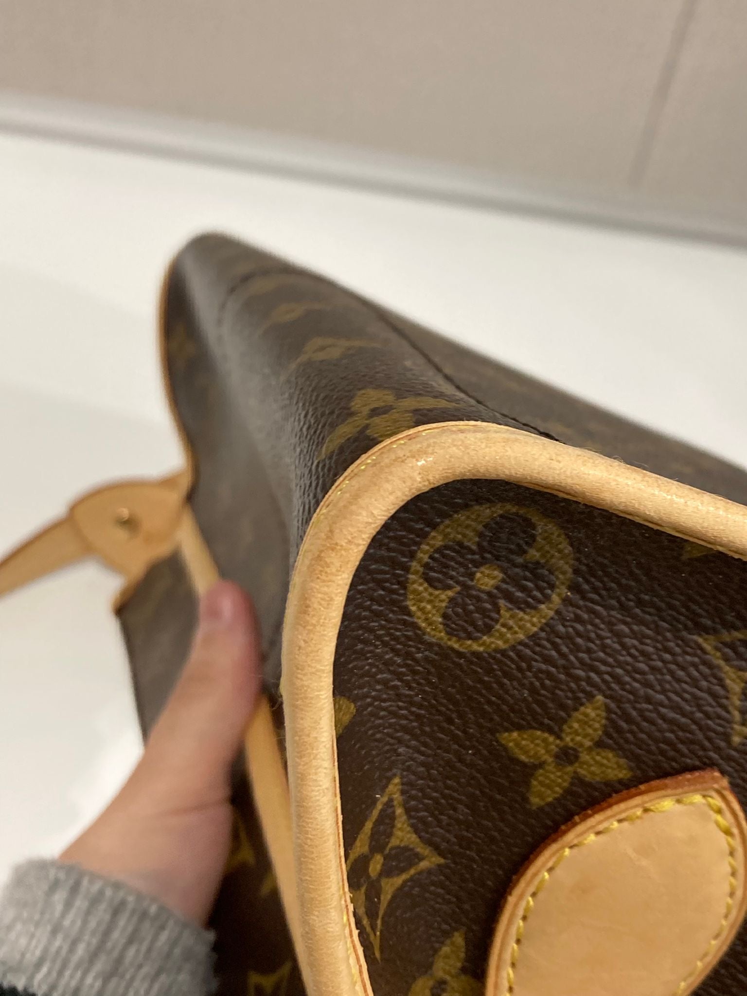Louis Vuitton bandolera long