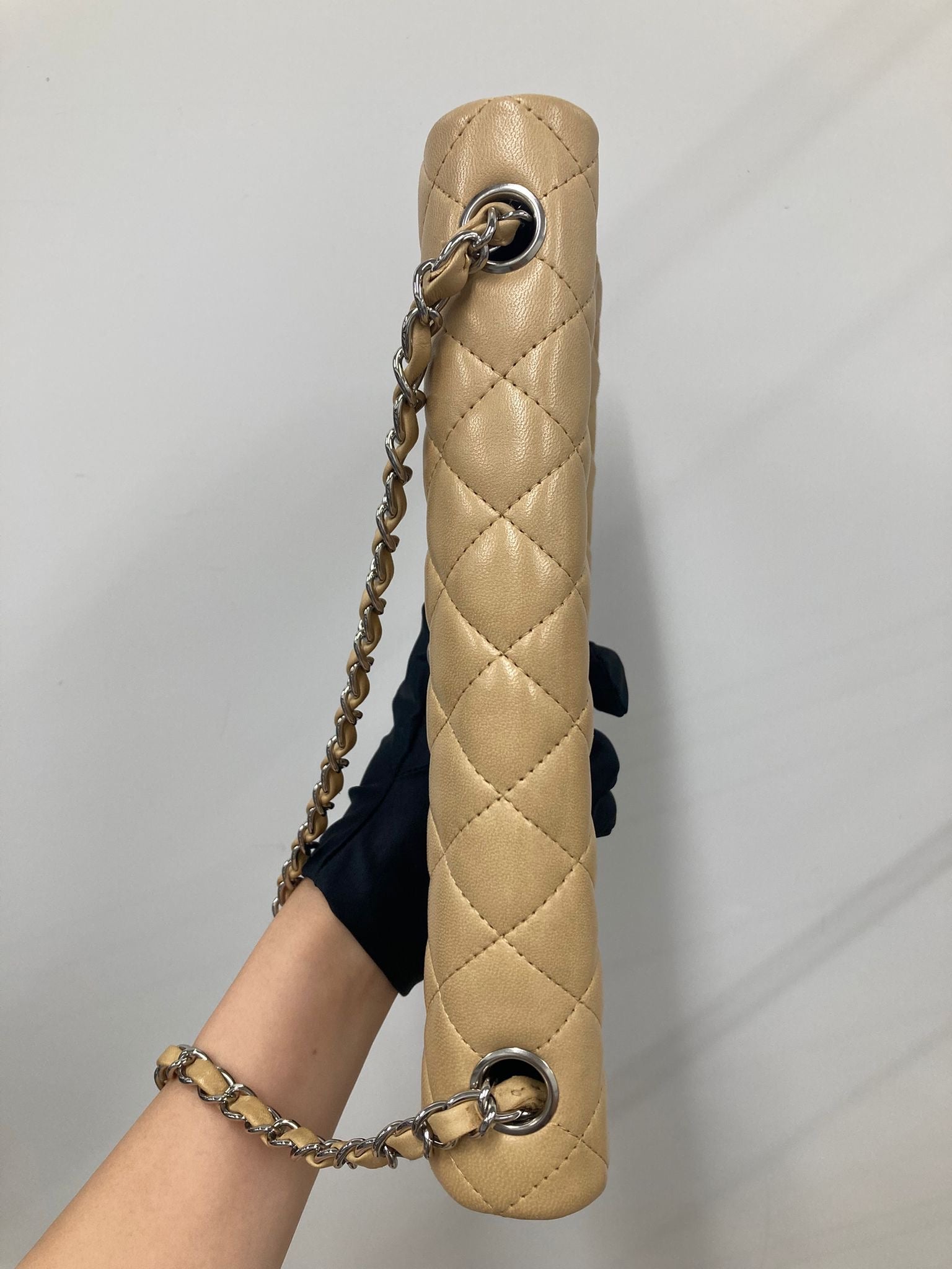 Chanel Single flap beige y plata