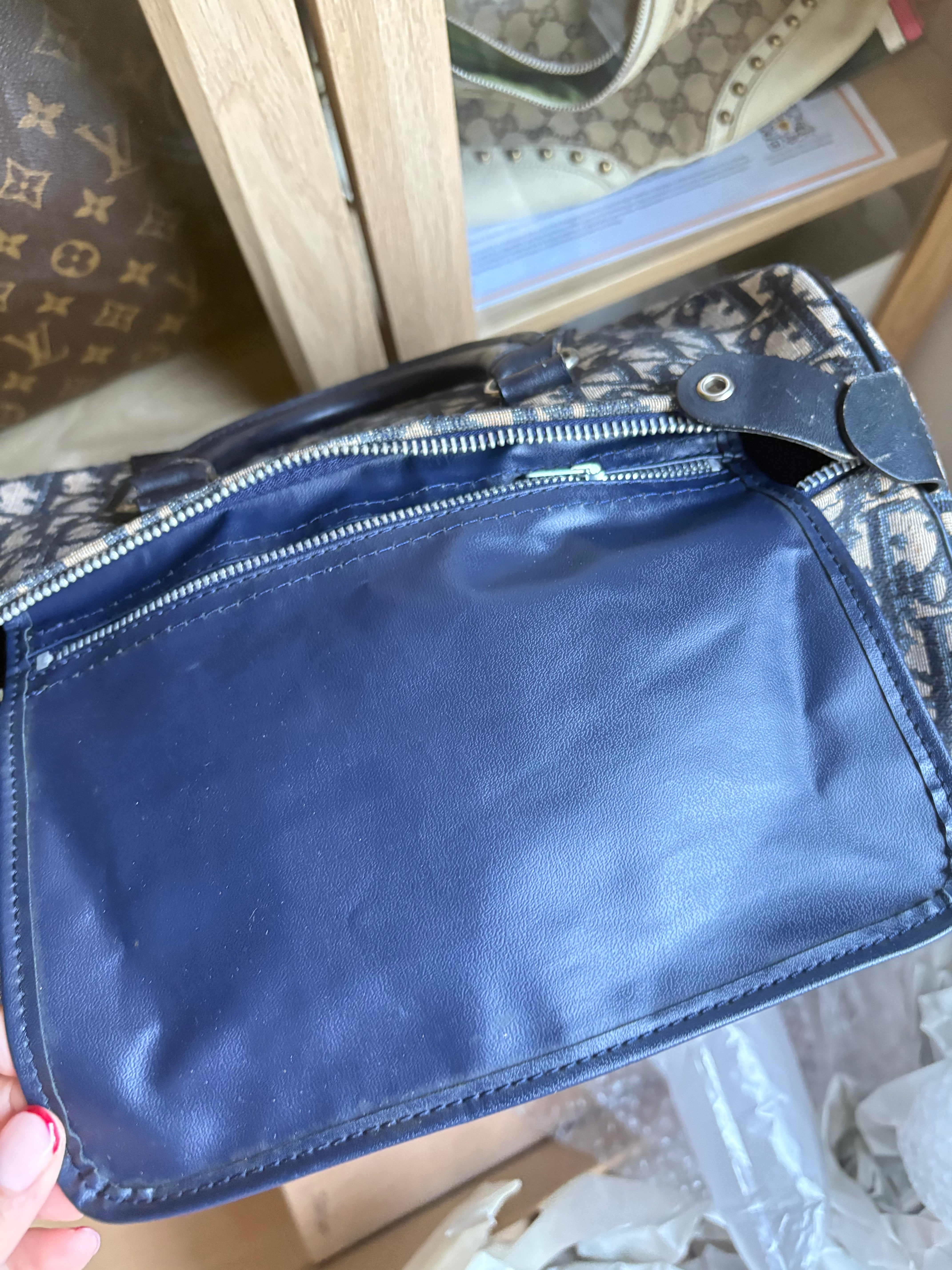 Bolso Dior Trotter Boston monograma Oblique azul marino – Talla 30