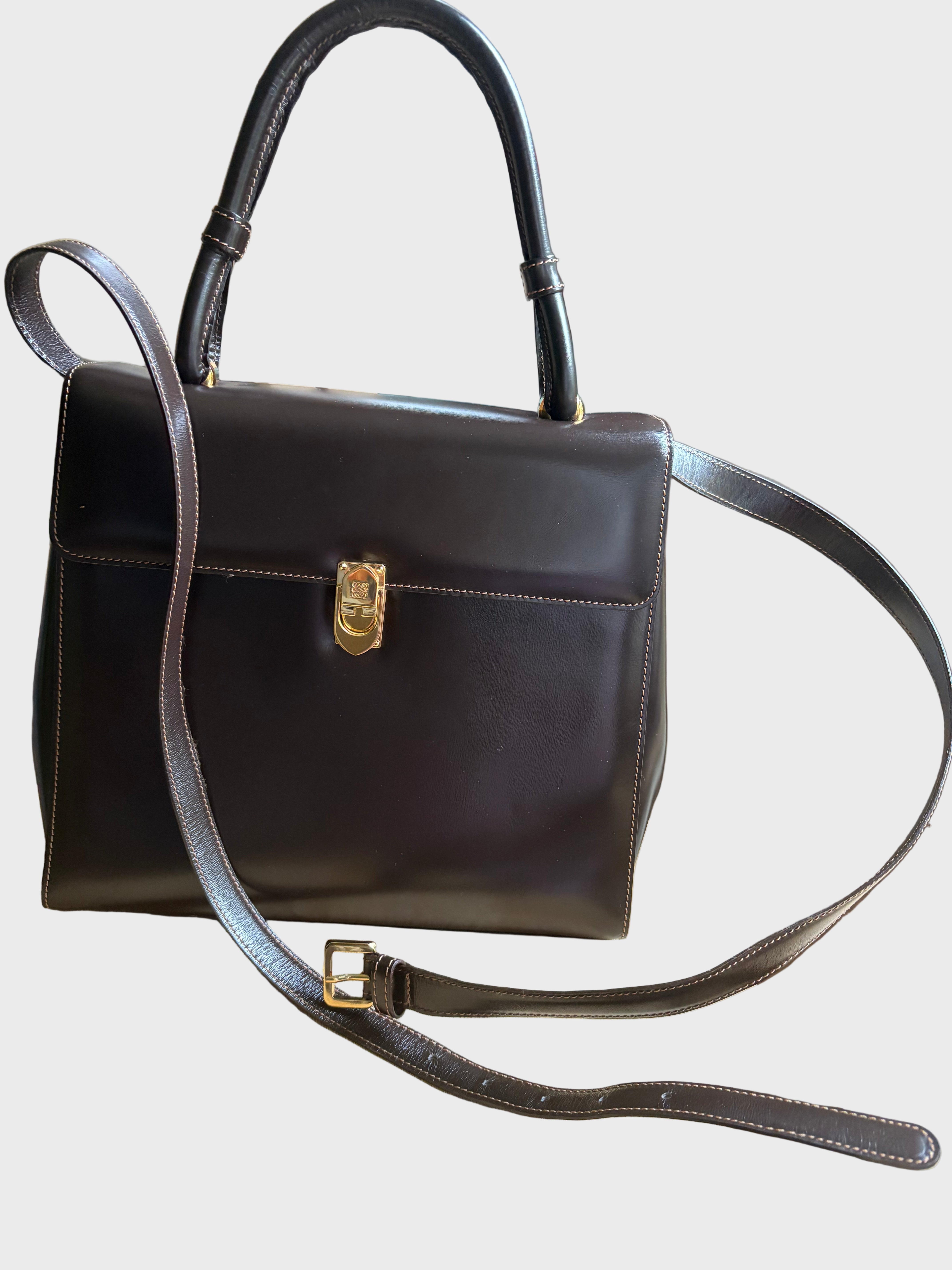 Bolso vintage Loewe de piel marrón oscuro con asa rígida y bandolera