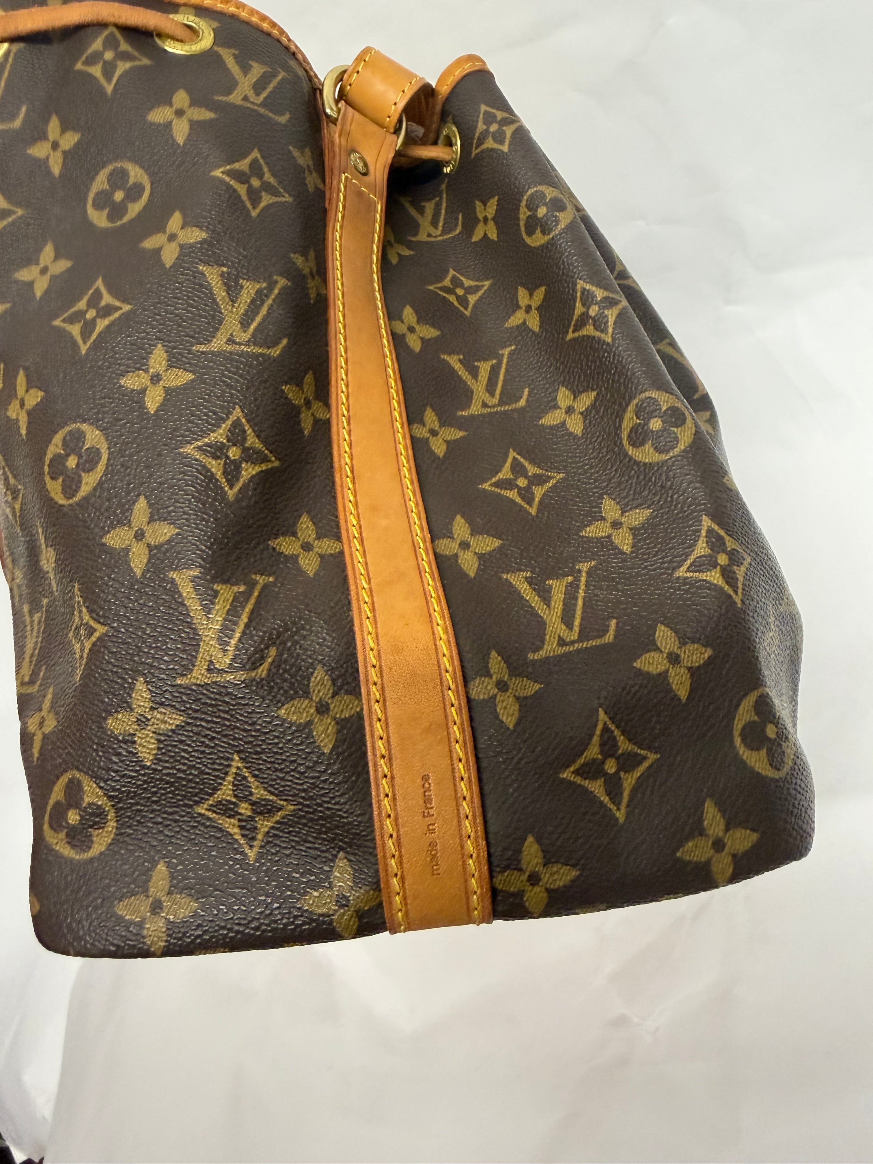 Louis Vuitton Petit Noé monogram
