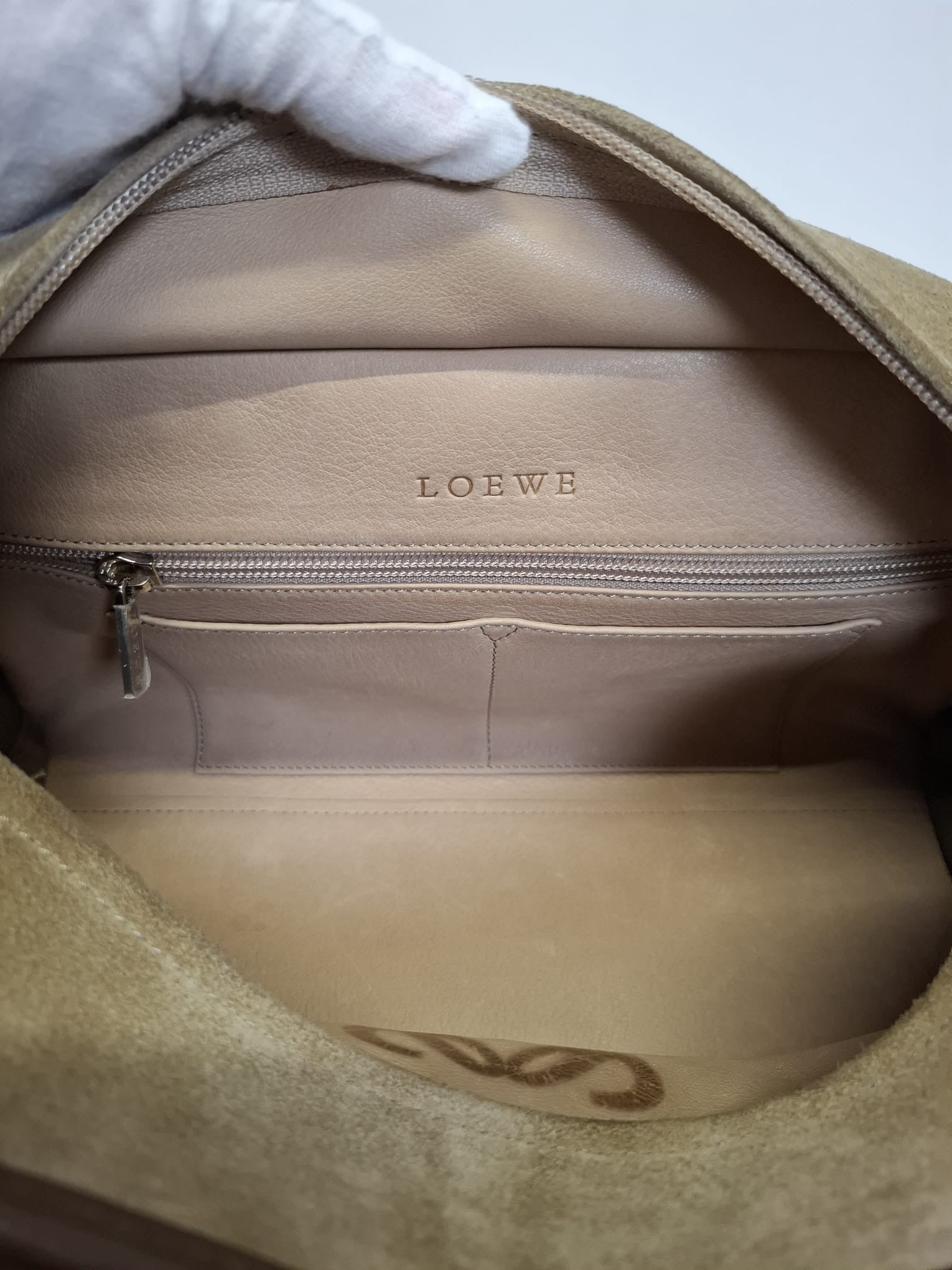 Loewe Amazona 28 Ante Beige Herrajes Plata