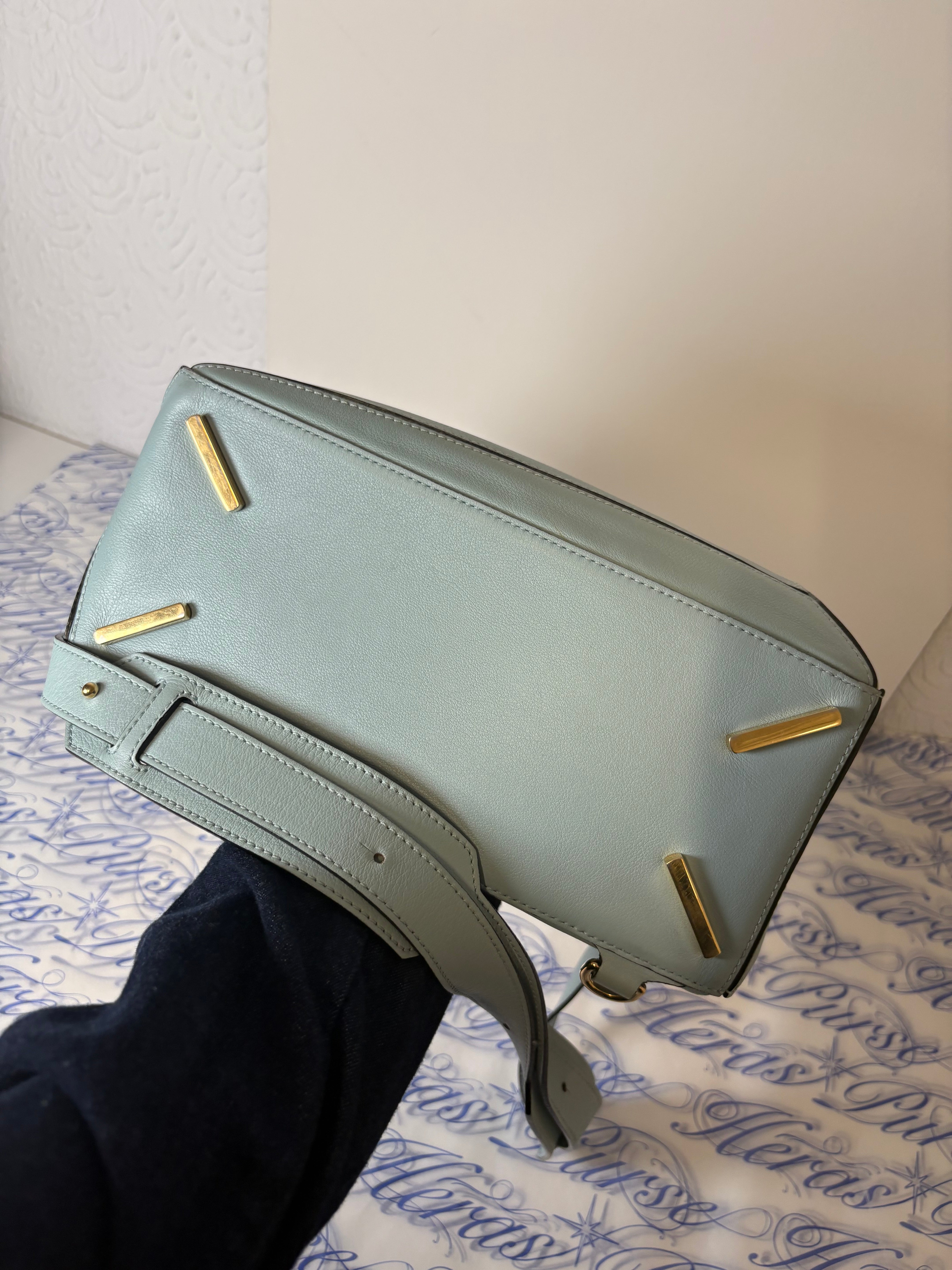 Loewe puzzle bag mediano sky baby blue