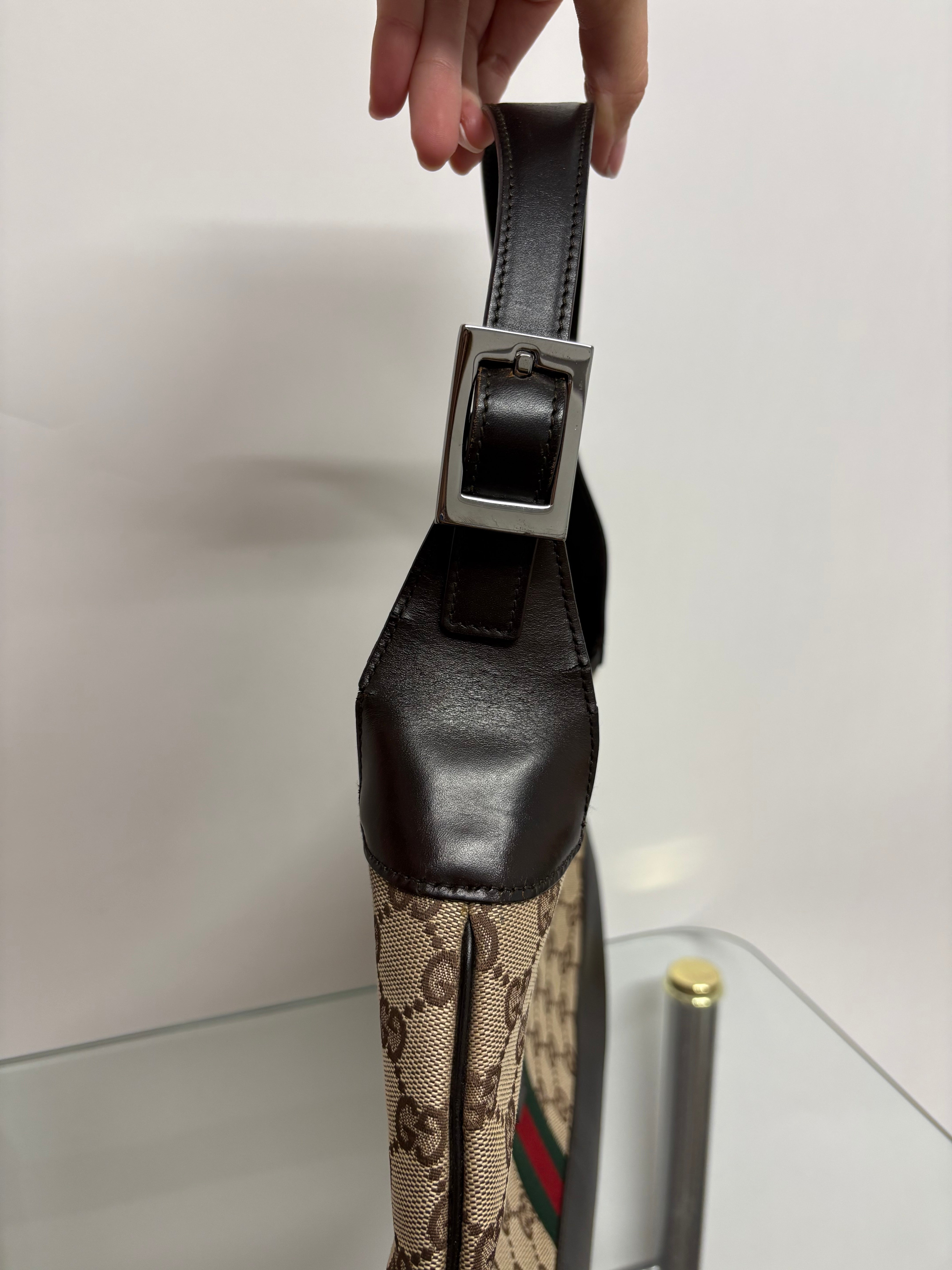 Gucci Jackie Vintage Clásico – GG Canvas & Piel Marrón Oscuro