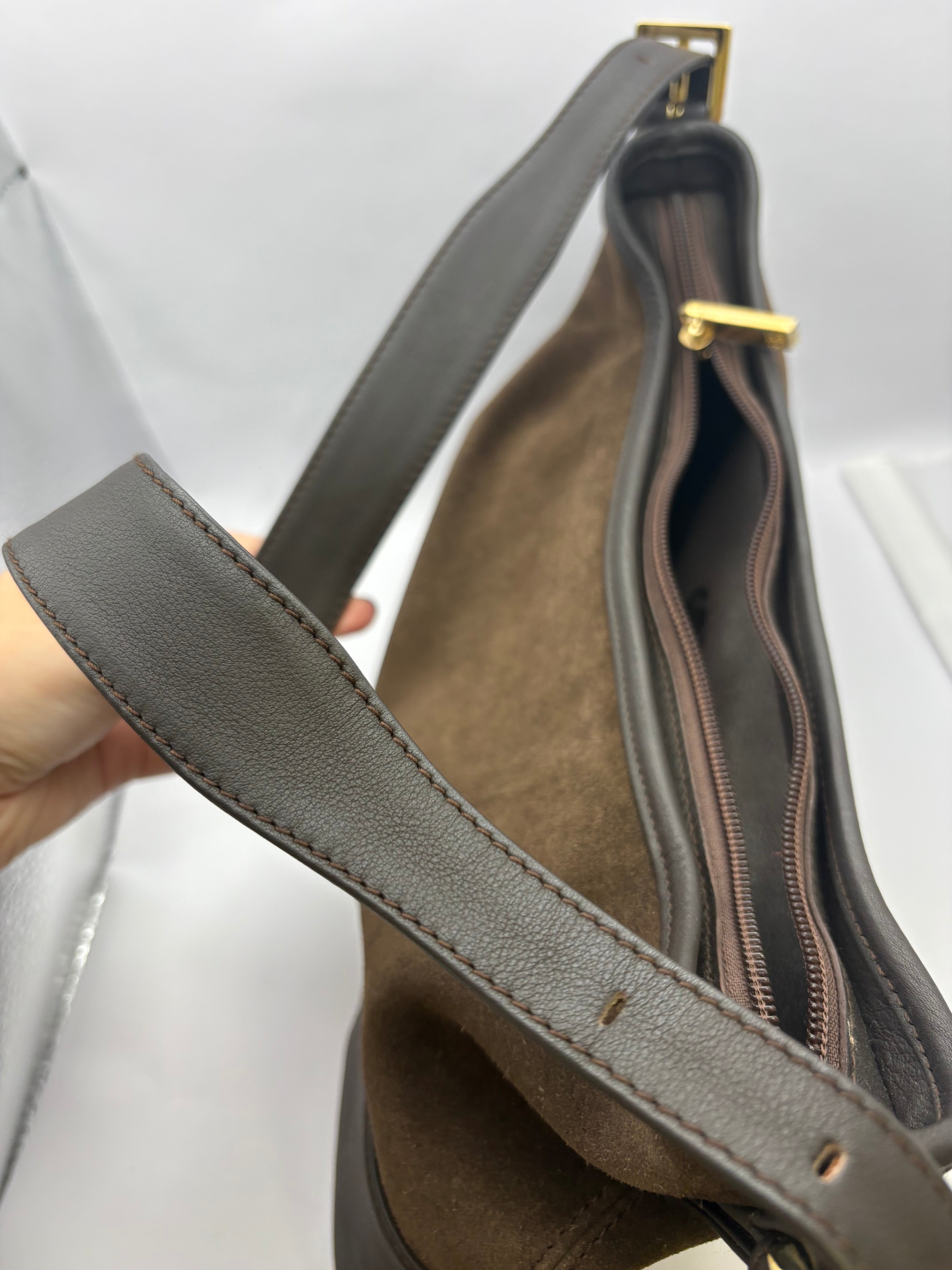 Loewe hobo bag ante y piel marrón oscuro