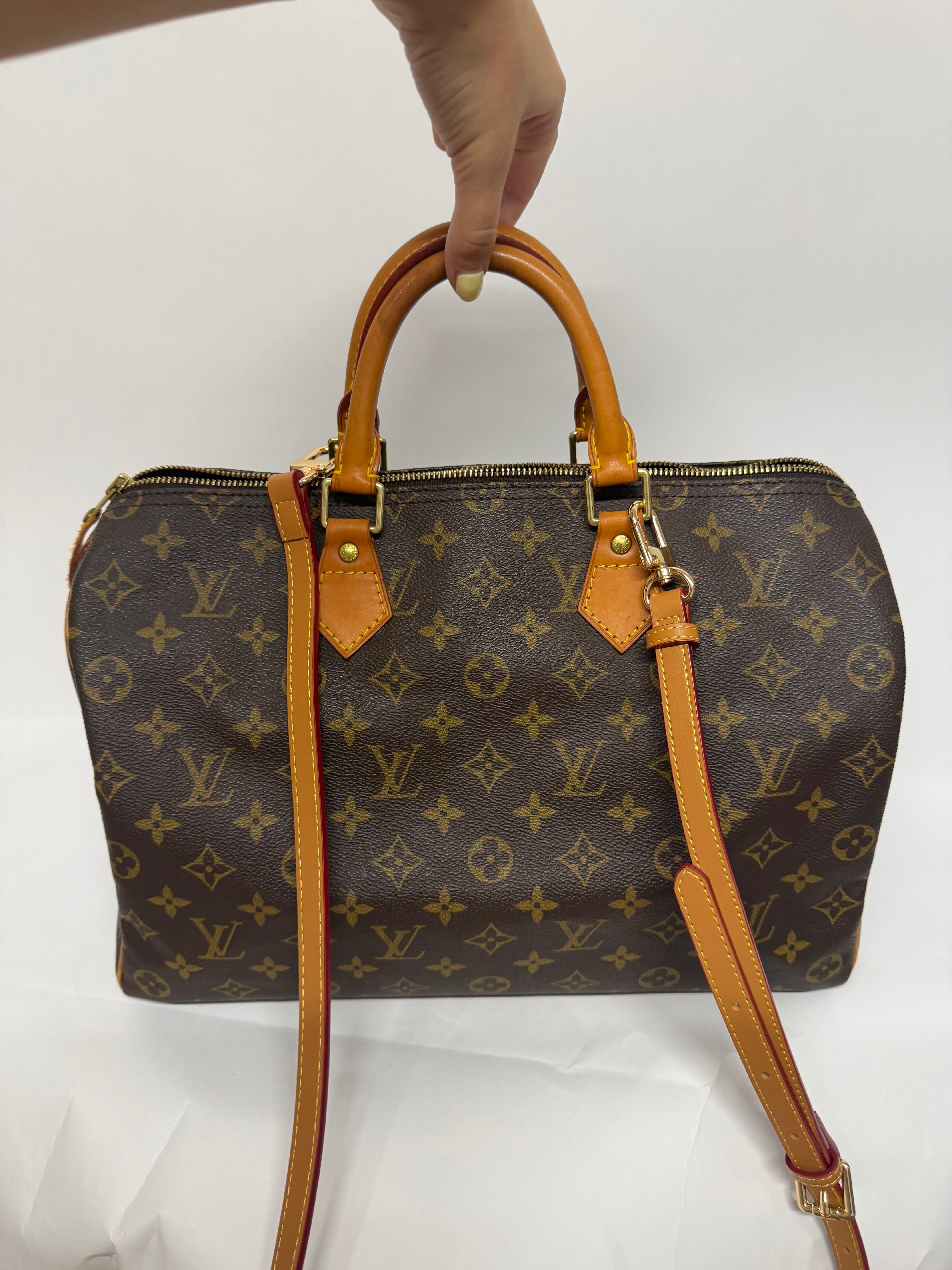 Louis Vuitton Speedy 35 SP0030