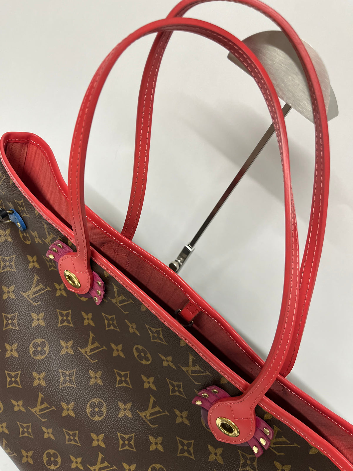 Louis Vuitton Neverfull MM Totem Edición Limitada Monogram