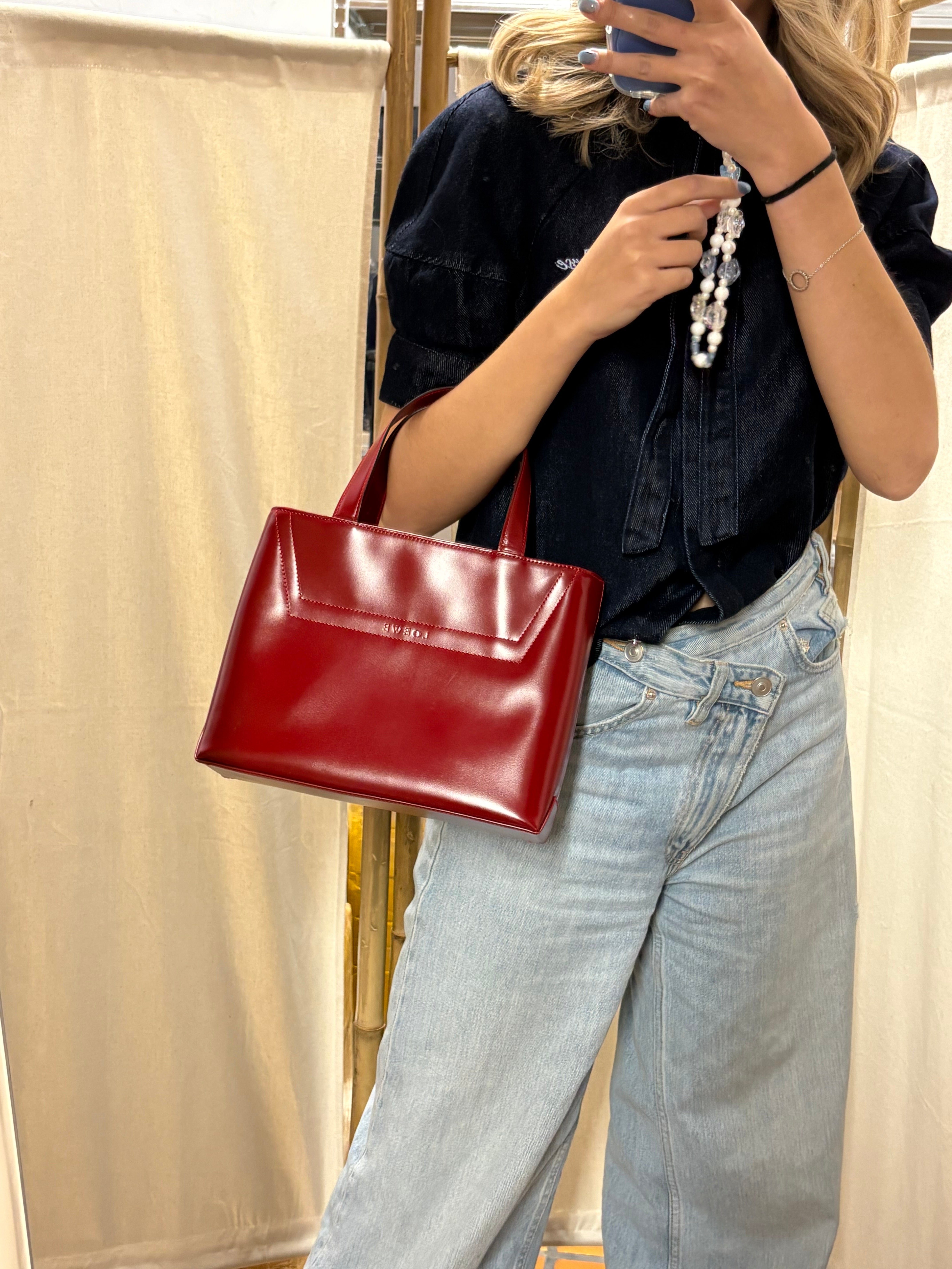 Loewe vintage estructurado cuadrado mini en piel cepillada roja