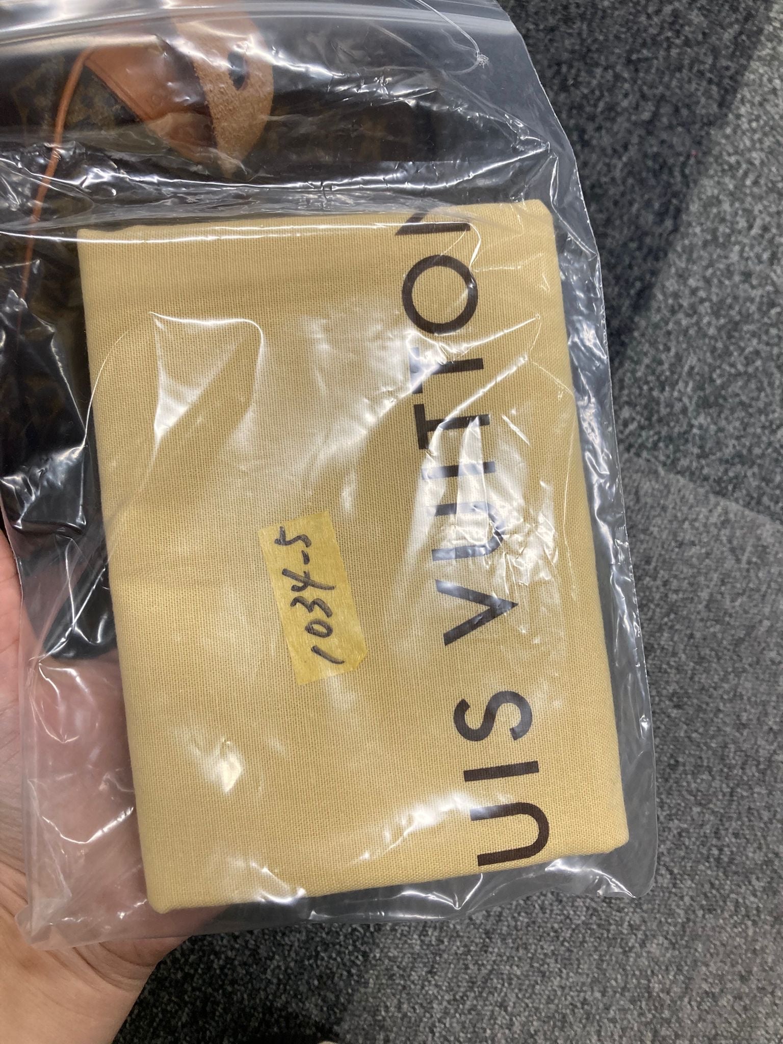 Louis Vuitton Speedy 40 monogram