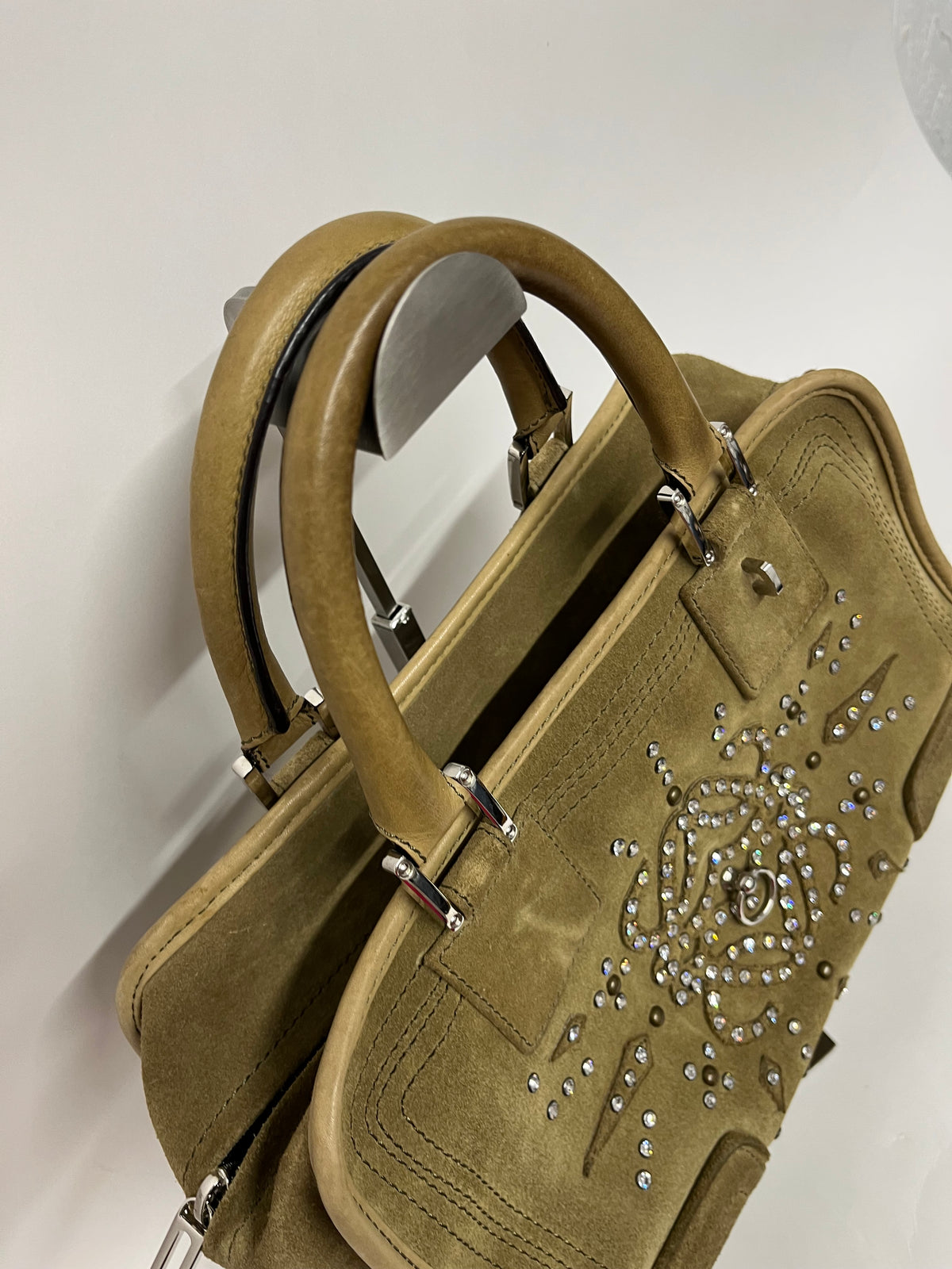 Loewe Amazona 28 Ante Caqui con Cristales de Swarovski · Herrajes Plata