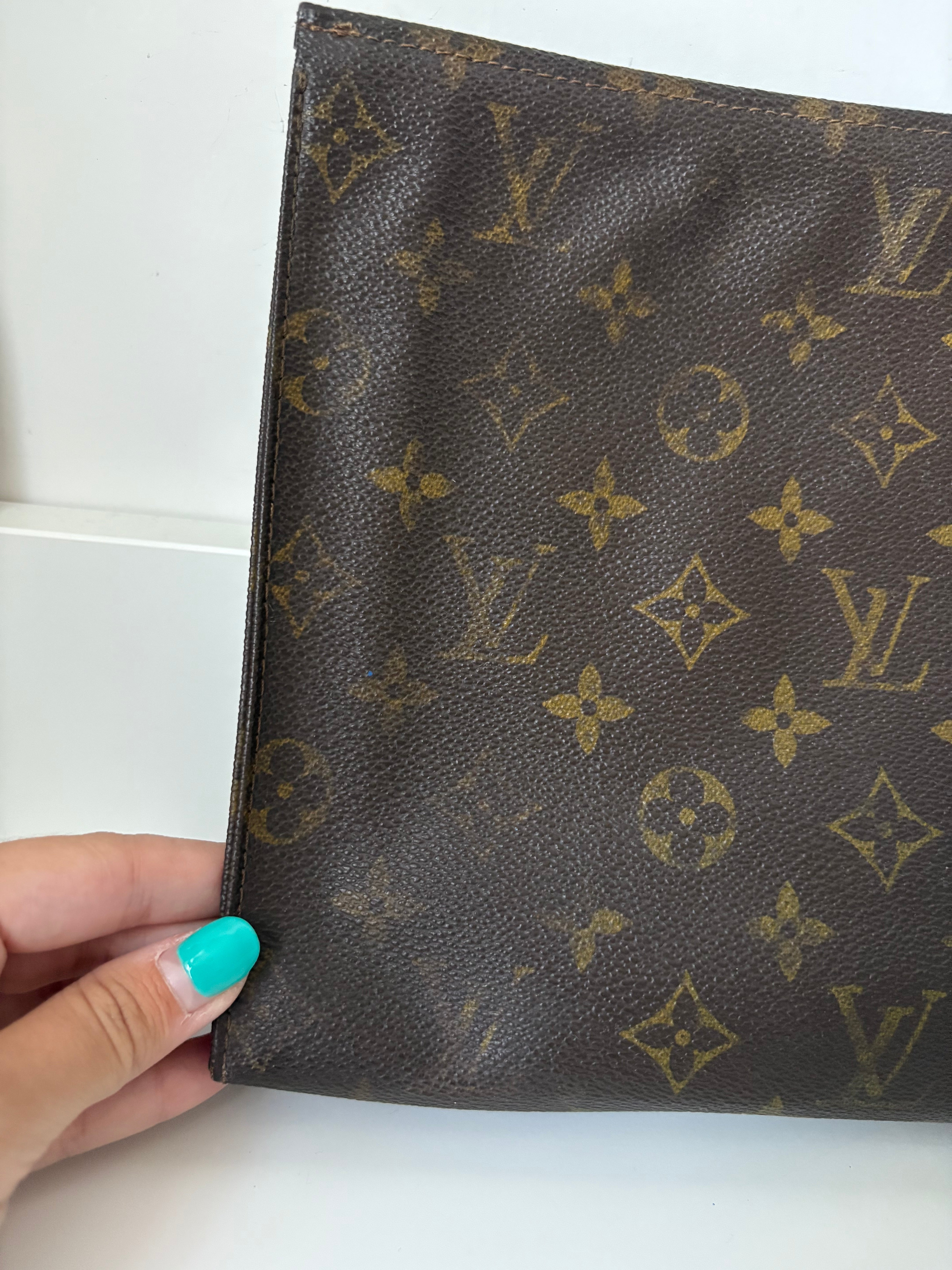 Louis Vuitton Pochette Toilette 26 Monogram – neceser vintage de colección