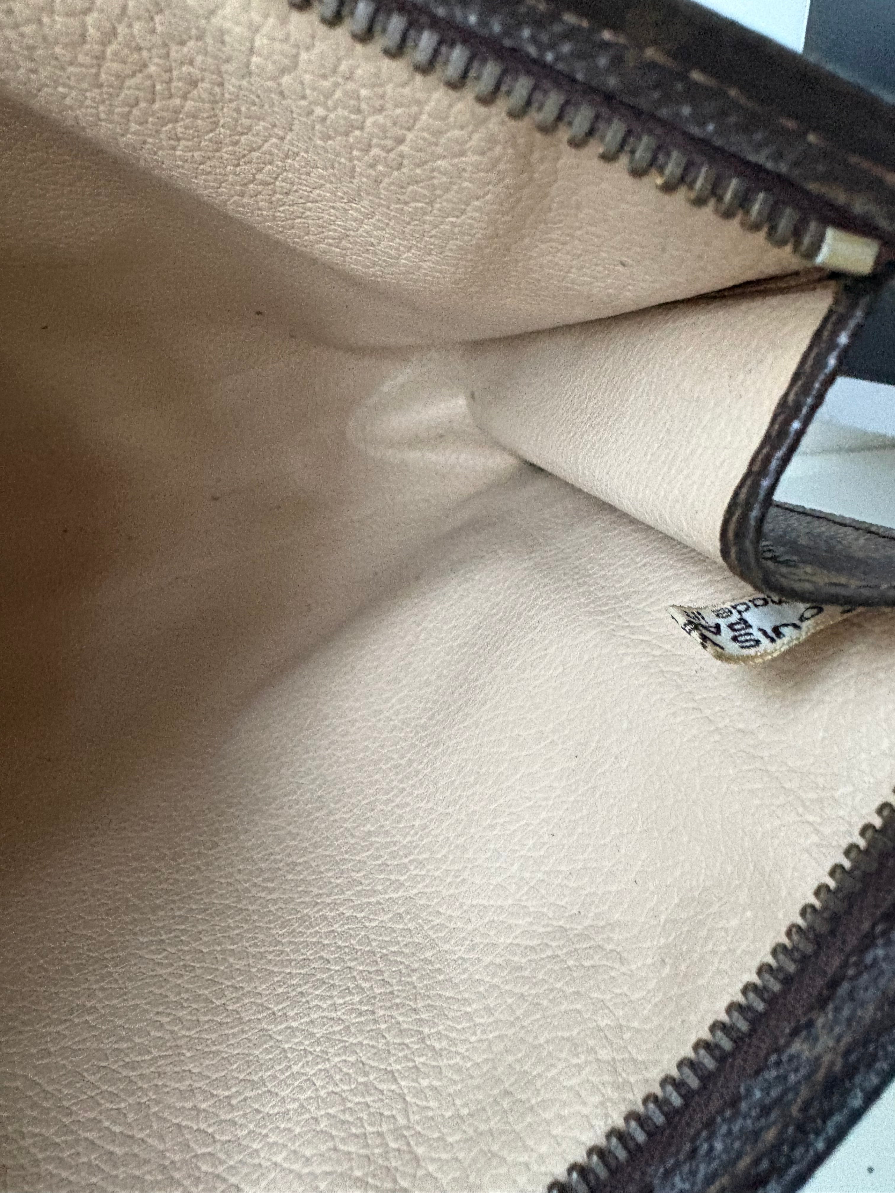 Louis Vuitton Pochette Toilette 26 Monogram – neceser vintage de colección