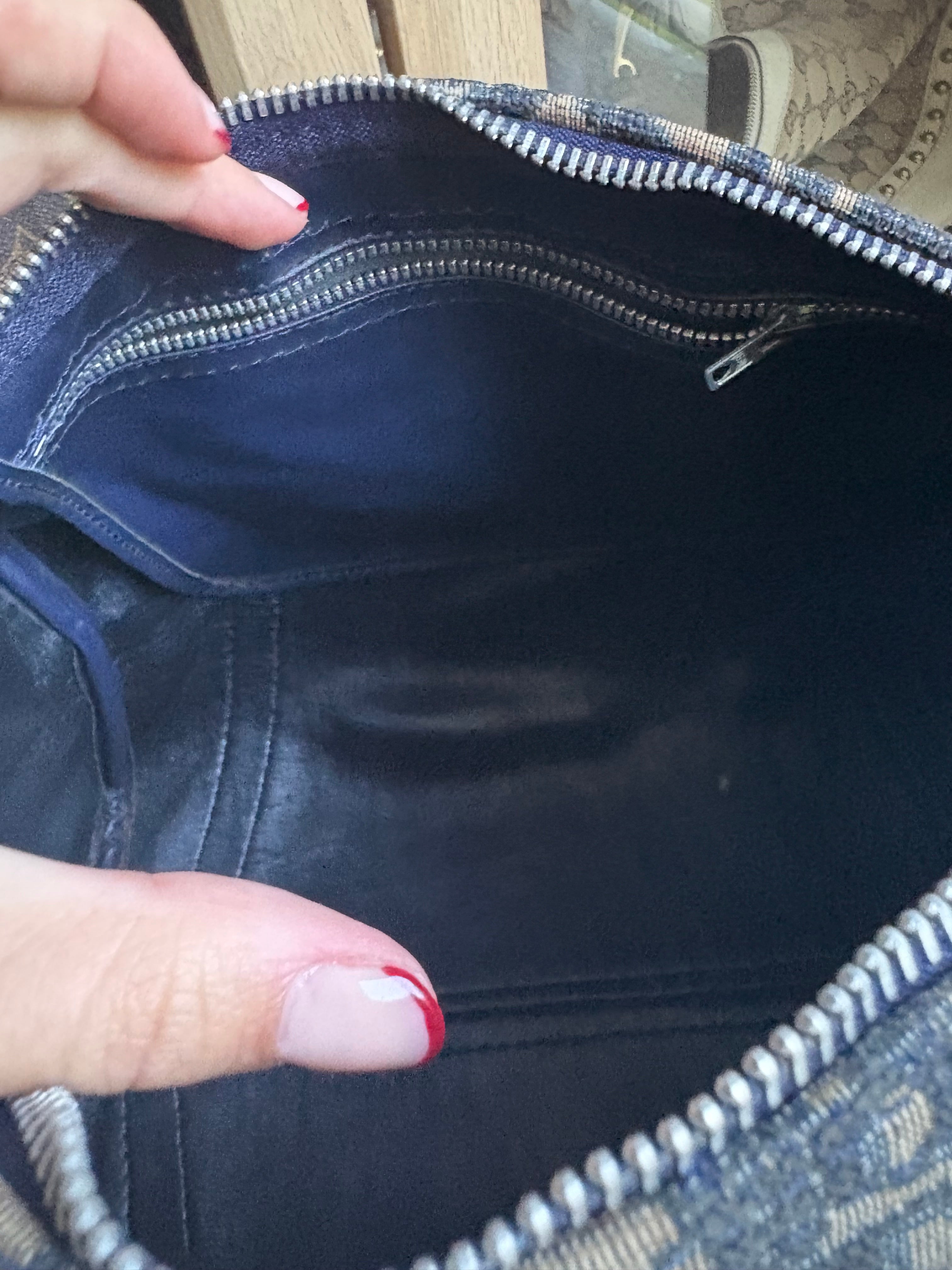 Bolso Dior Trotter Boston monograma Oblique azul marino – Talla 30