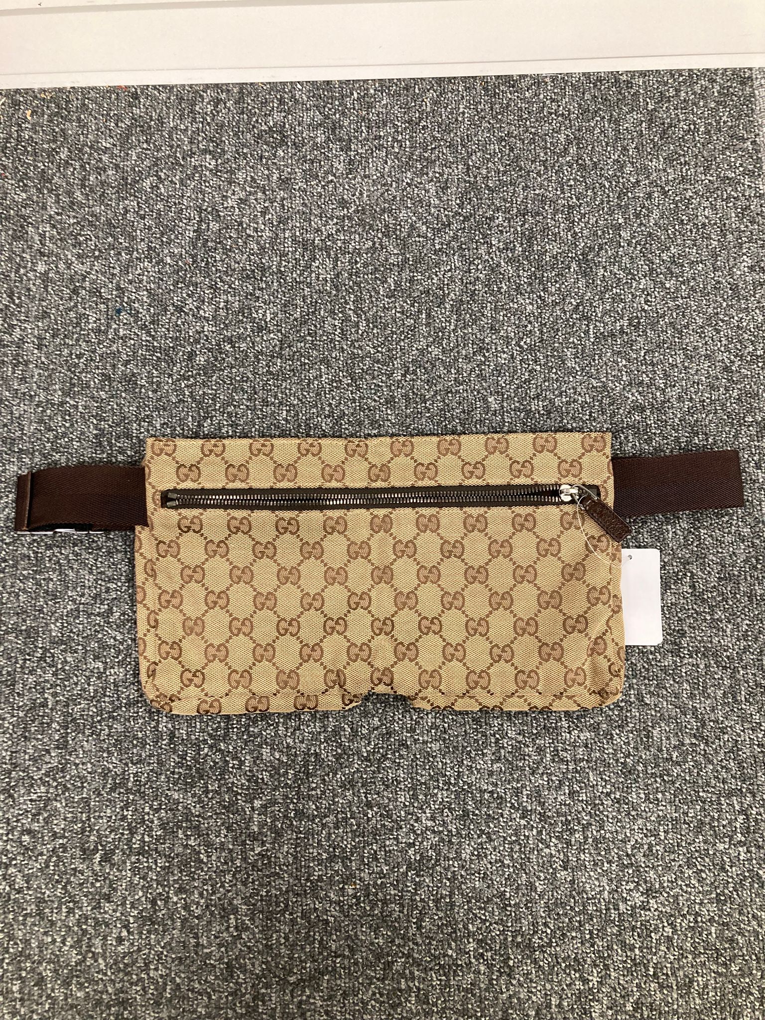 Riñonera Gucci gg canvas marrón
