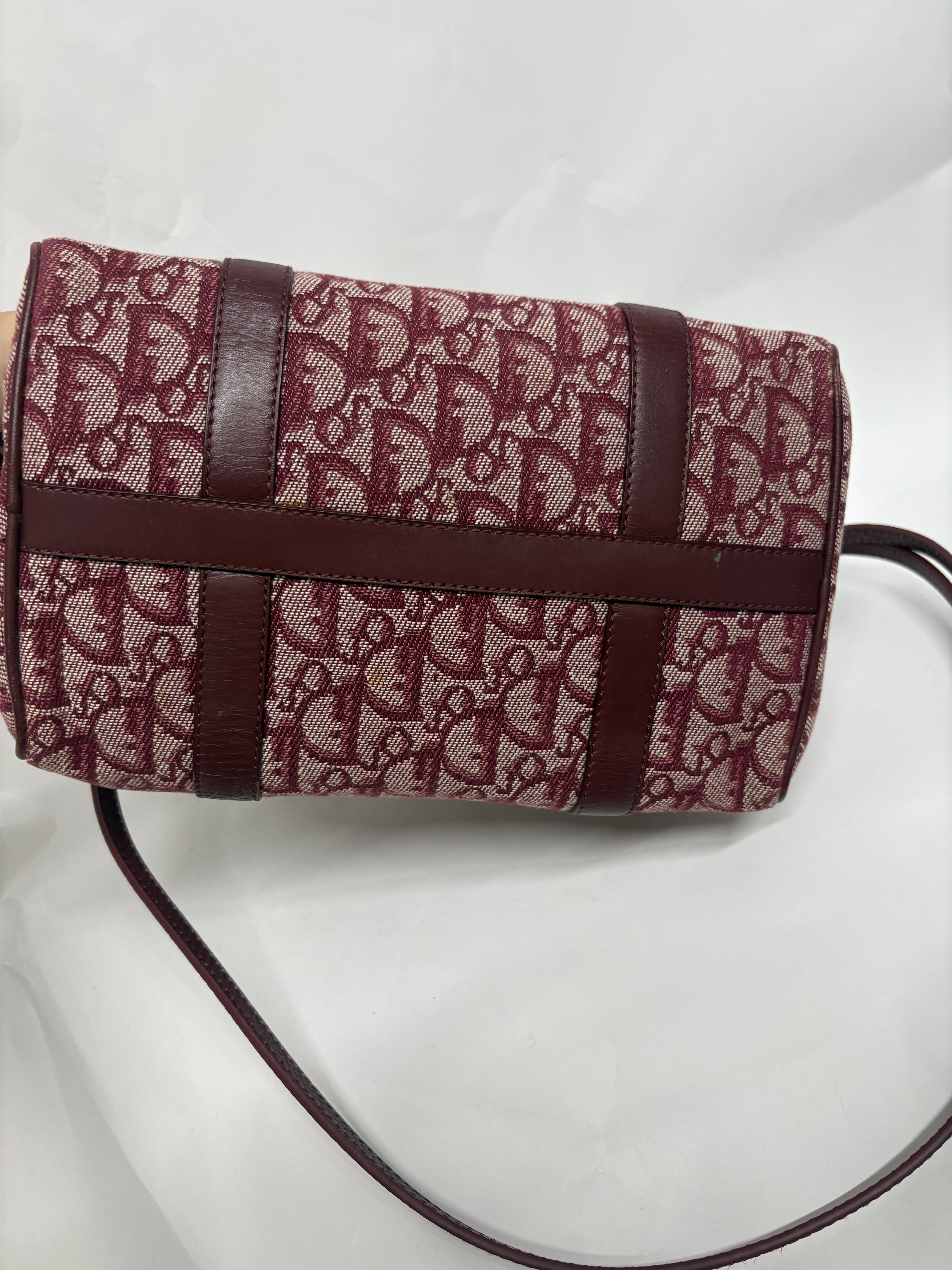 Christian Dior Boston Trotter Rojo Burdeos – Con Bandolera