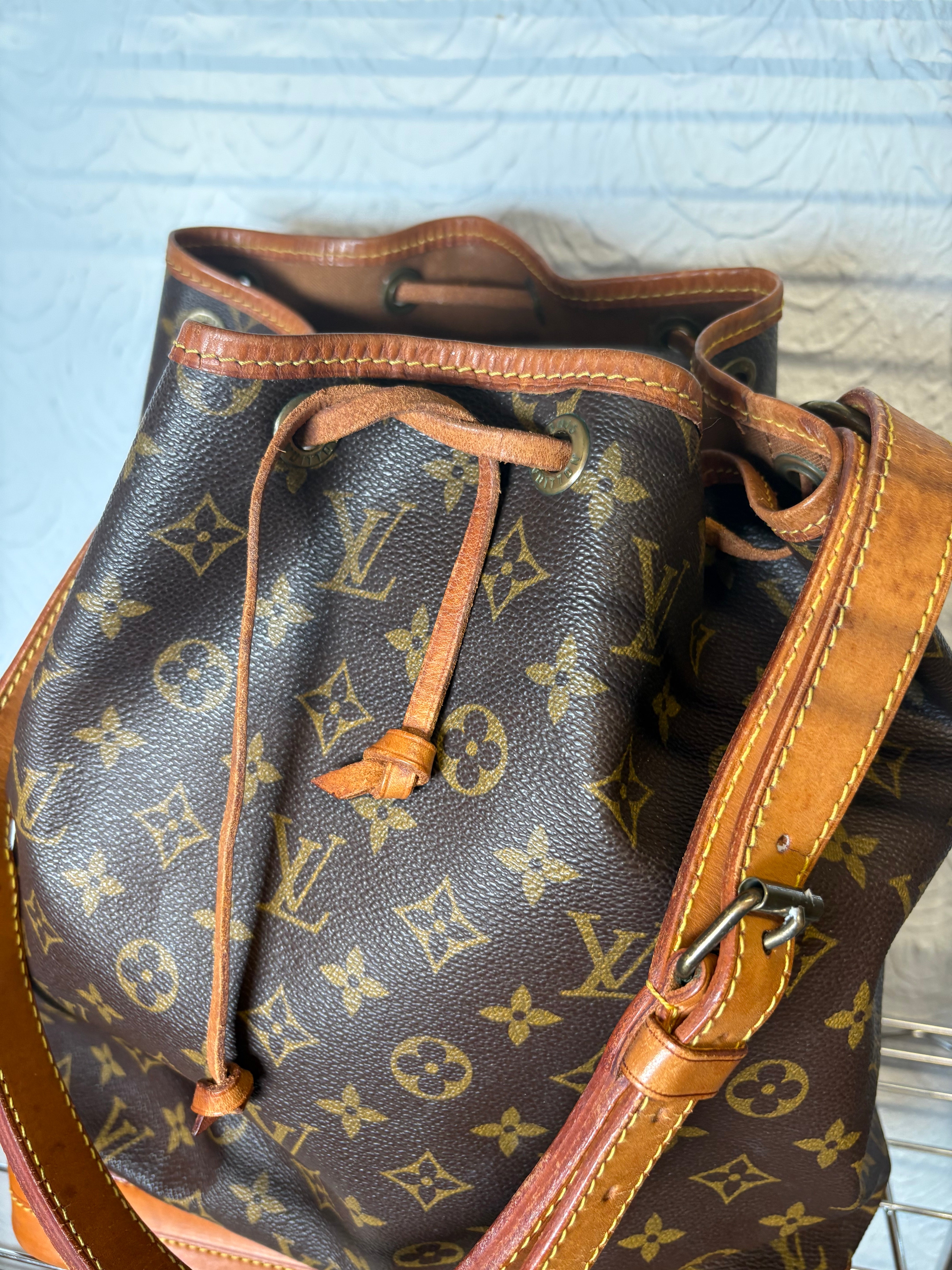 Louis Vuitton noè clásico vintage canvas monogram