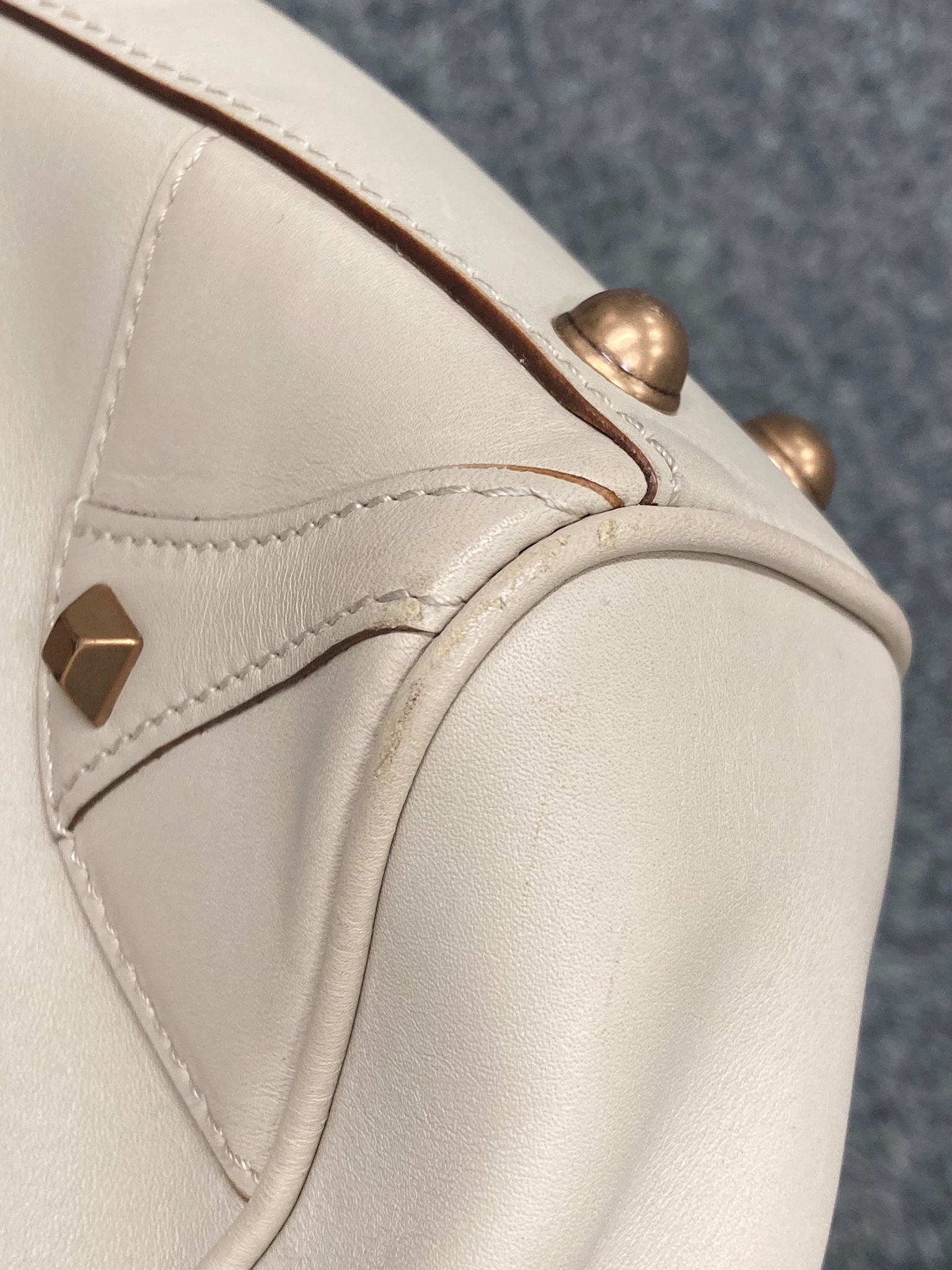 Gucci New Jackie Handbag en canvas beige y piel marfil