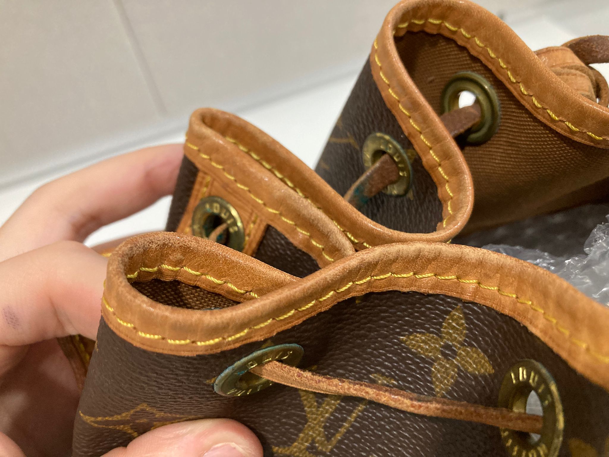 Louis vuitton petit noe monogram canvas