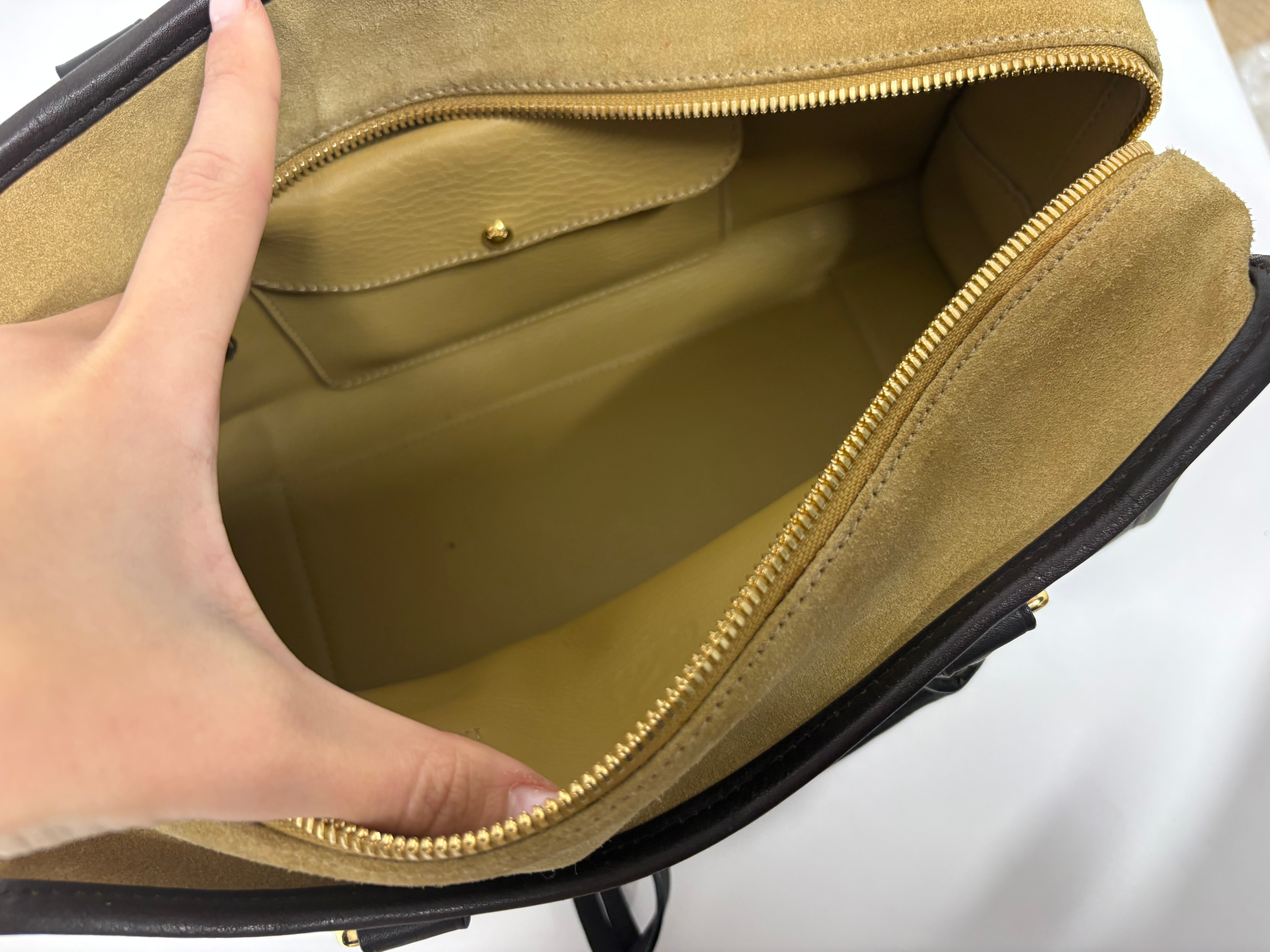 Loewe Amazona 30 ante oro marrón