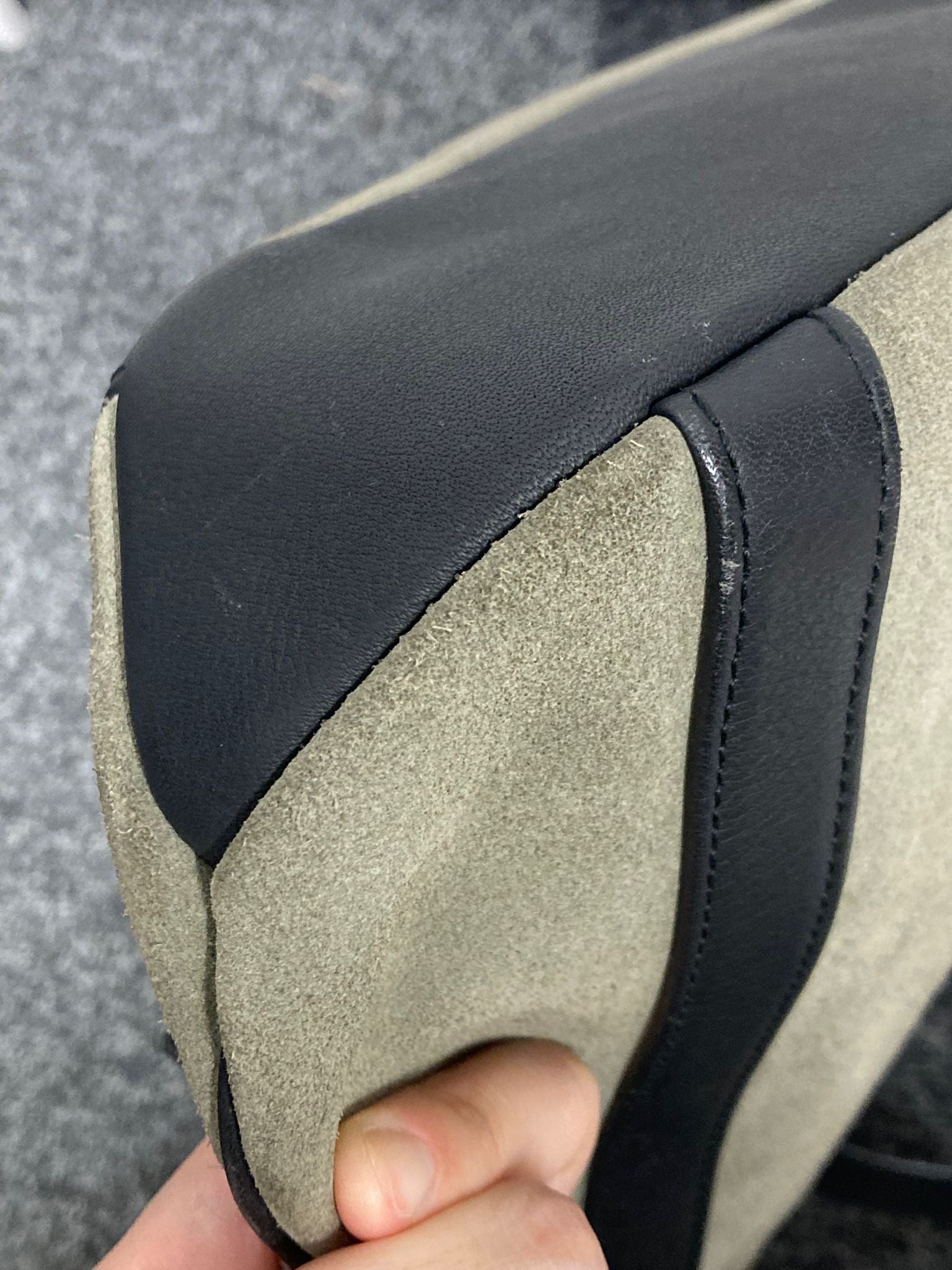 Loewe Tote Bag en ante caqui y piel negra