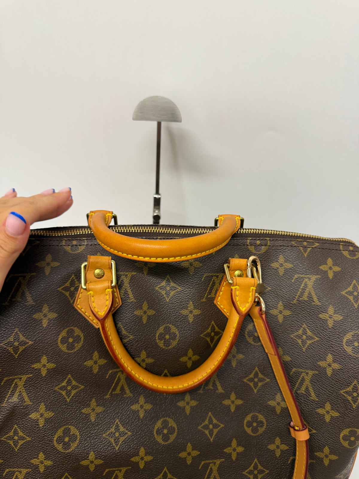 Louis Vuitton Speedy 35 Monogram MB0052