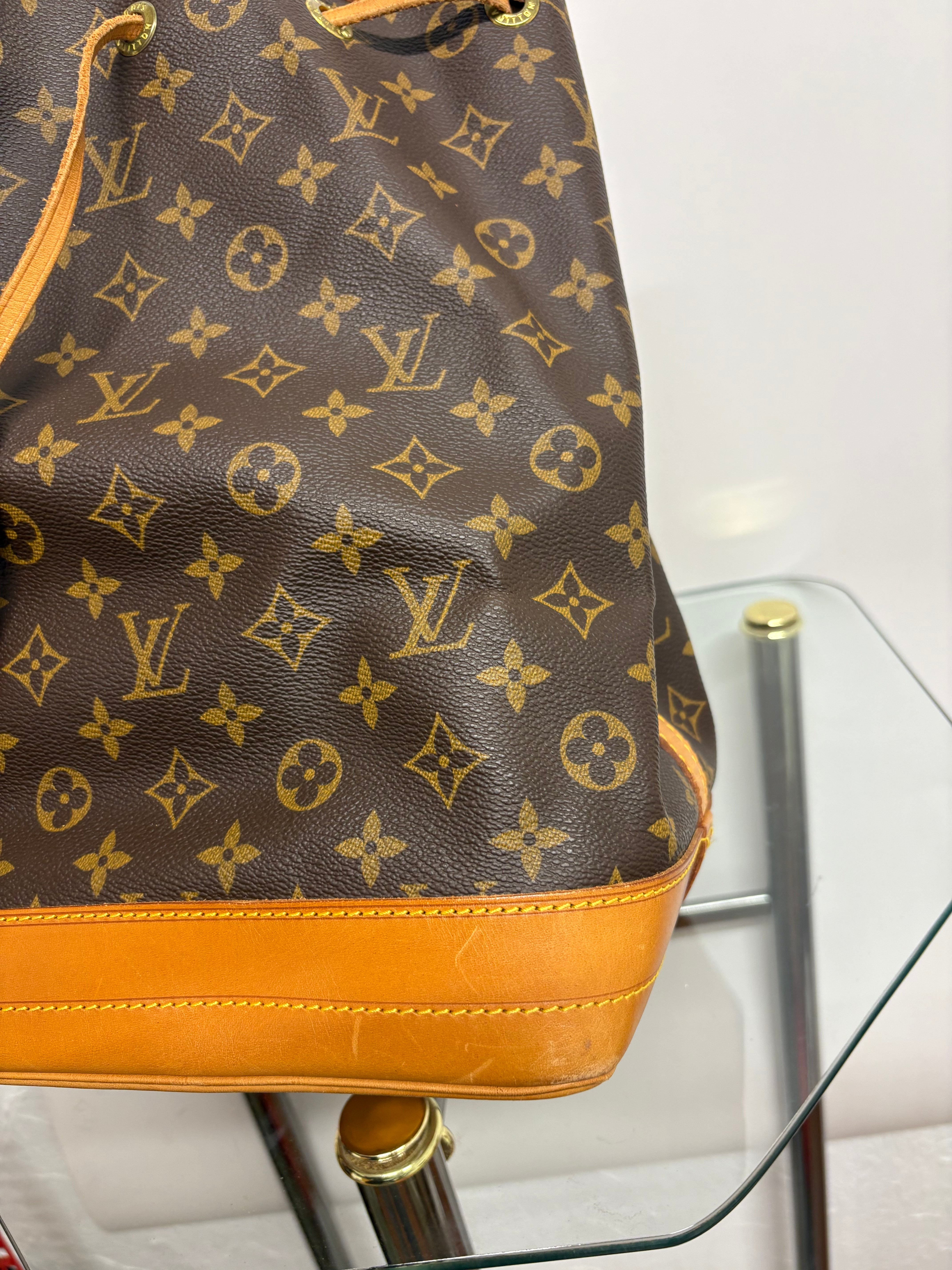 Louis Vuitton Noè clásico vintage canvas monogram