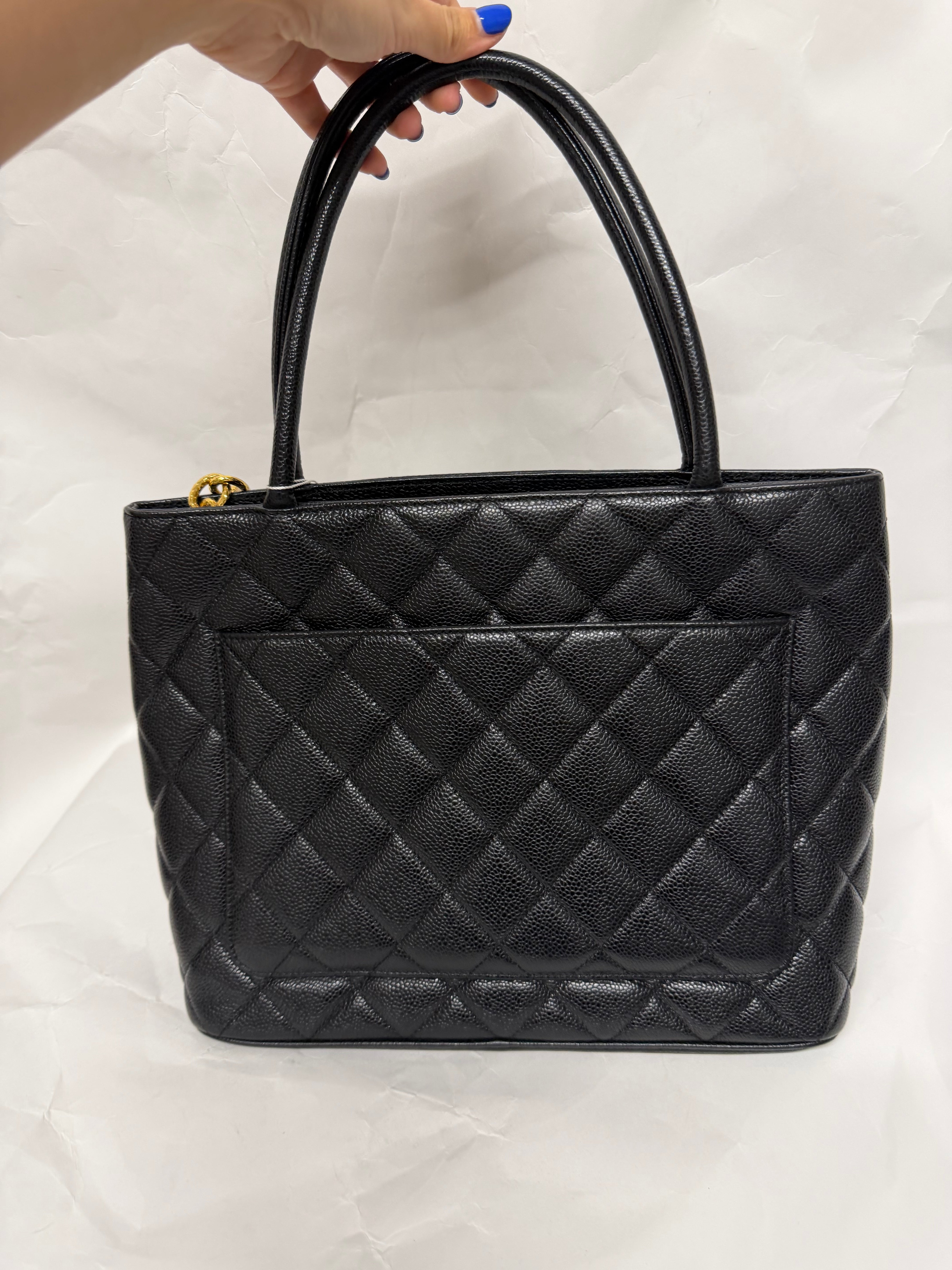 Chanel Medallion Tote | Caviar Black Gold