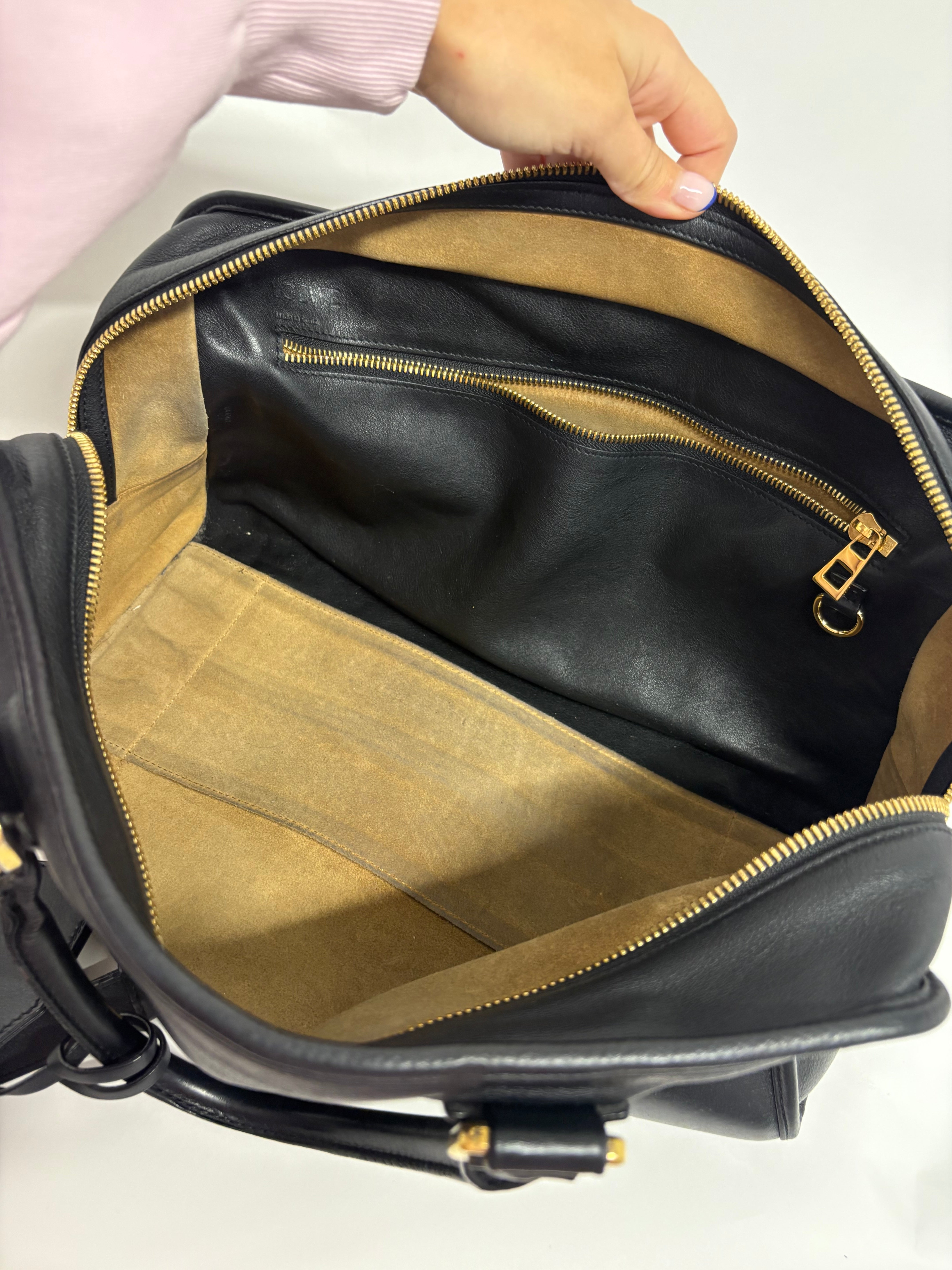 Loewe amazona 35 bandolera piel becerro negra