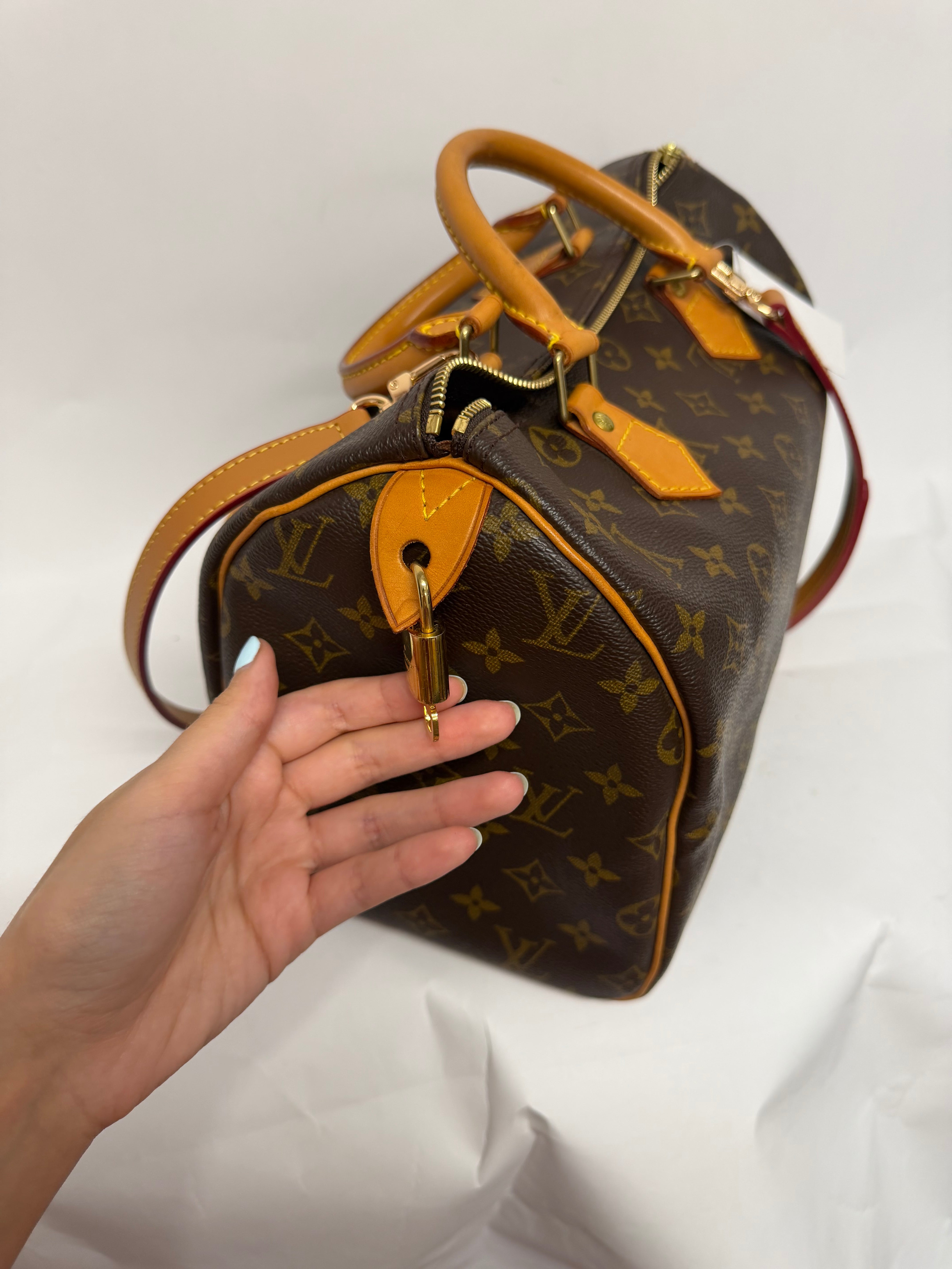 Louis Vuitton Speedy 30 Monogram TH0042