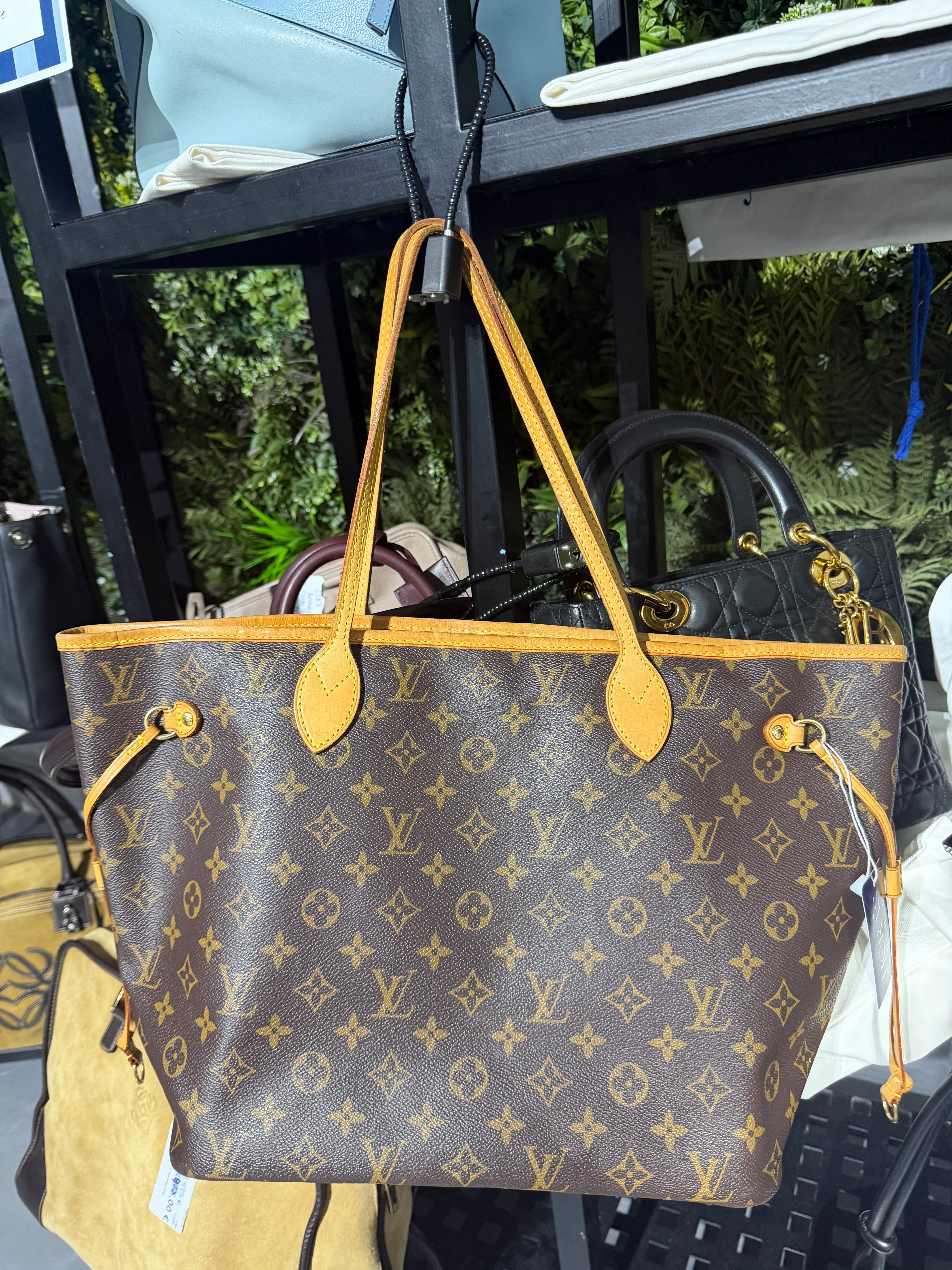 Louis Vuitton Neverfull | Monogram