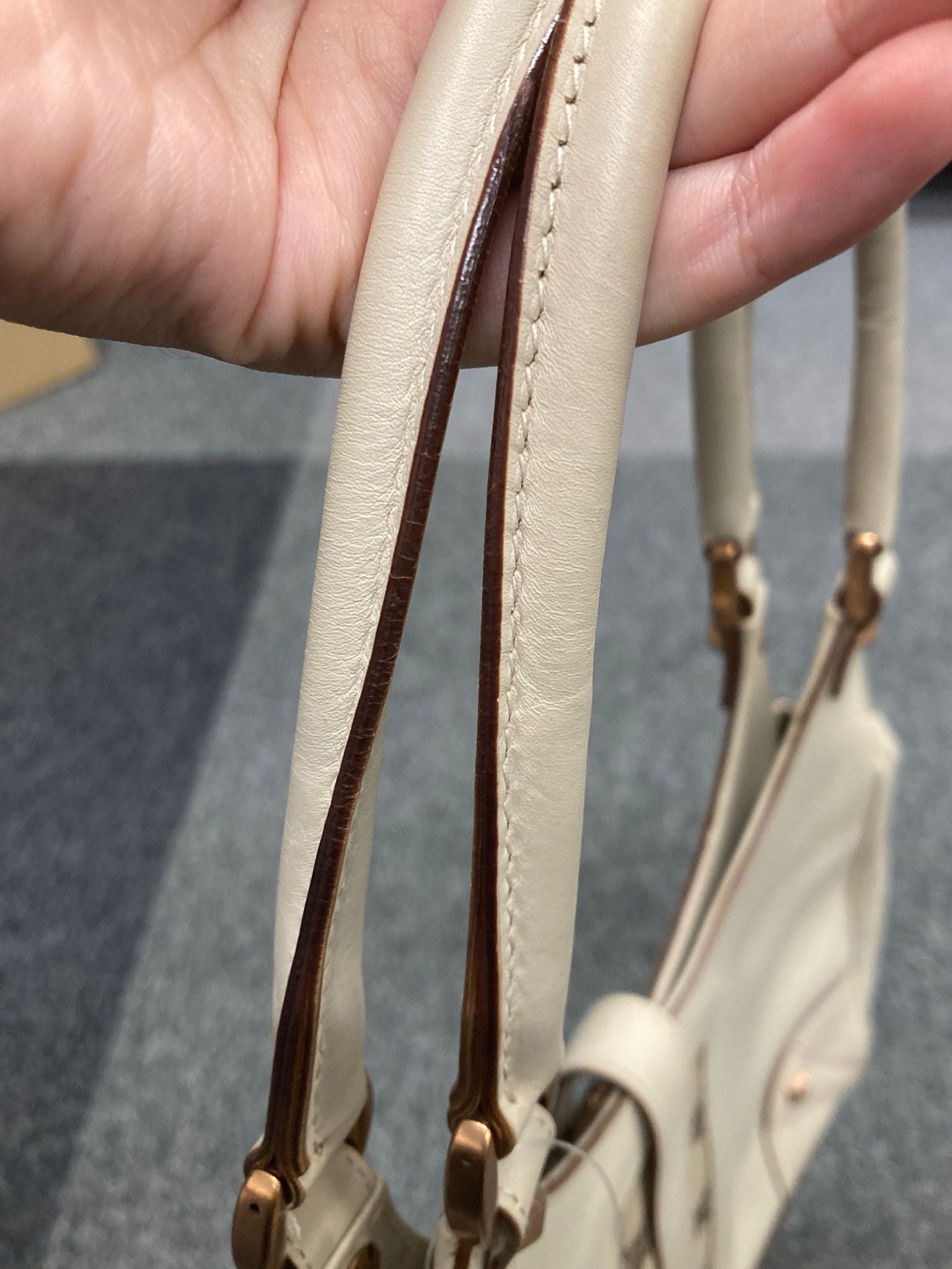 Gucci New Jackie Handbag en canvas beige y piel marfil