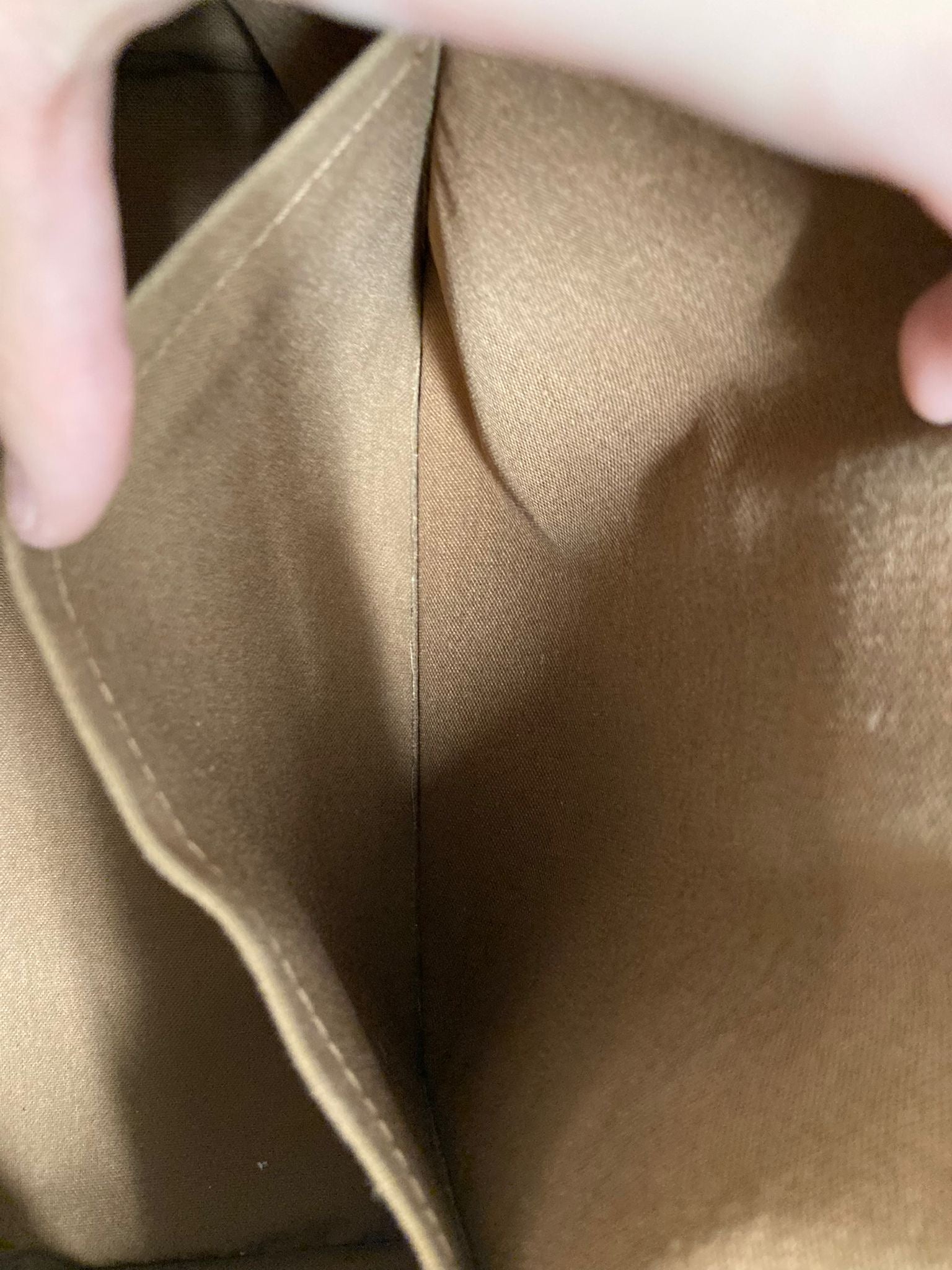 Louis Vuitton tivoli GM monogram