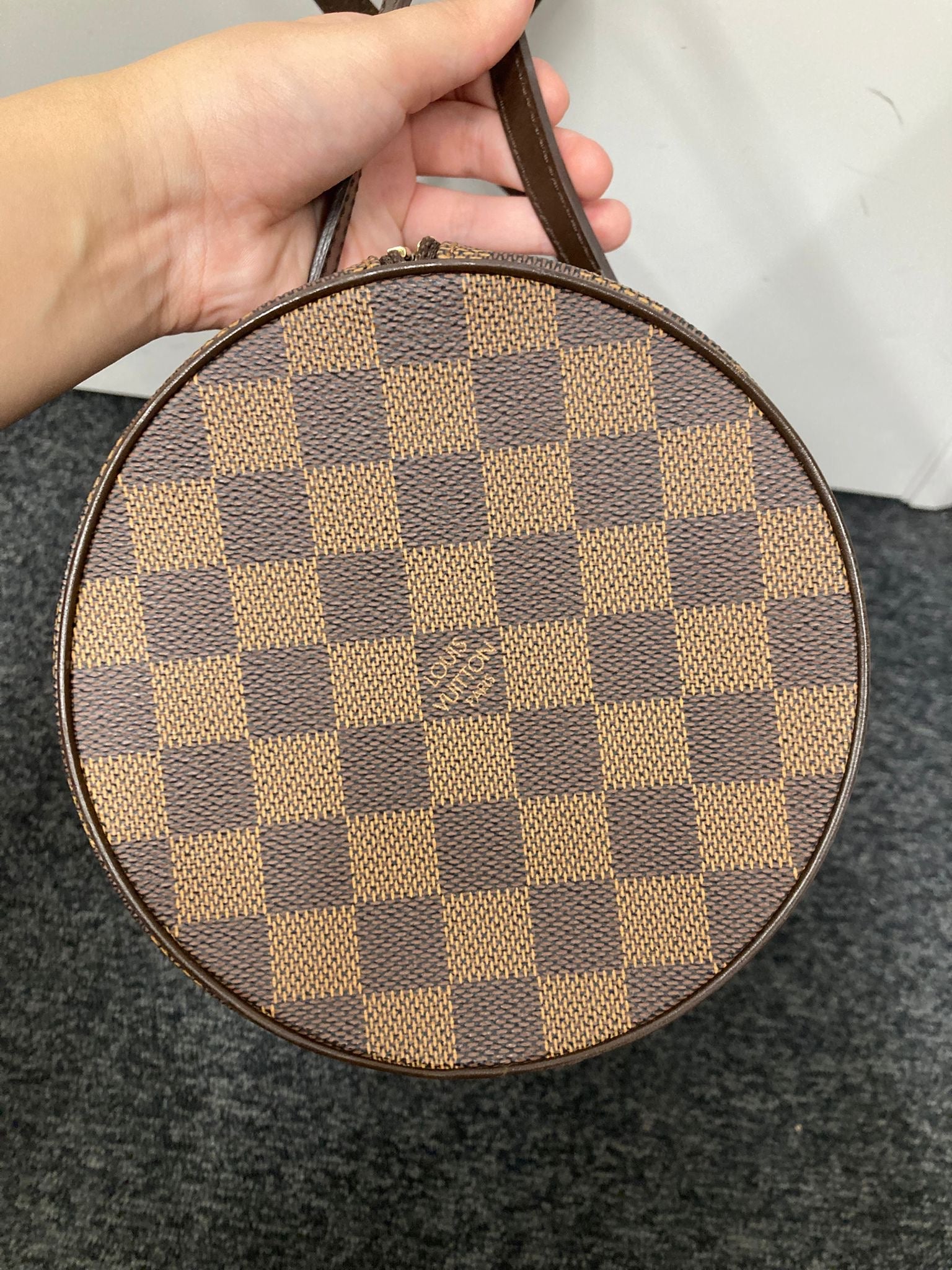 Louis Vuitton Papillon 30 en Damier Ébène