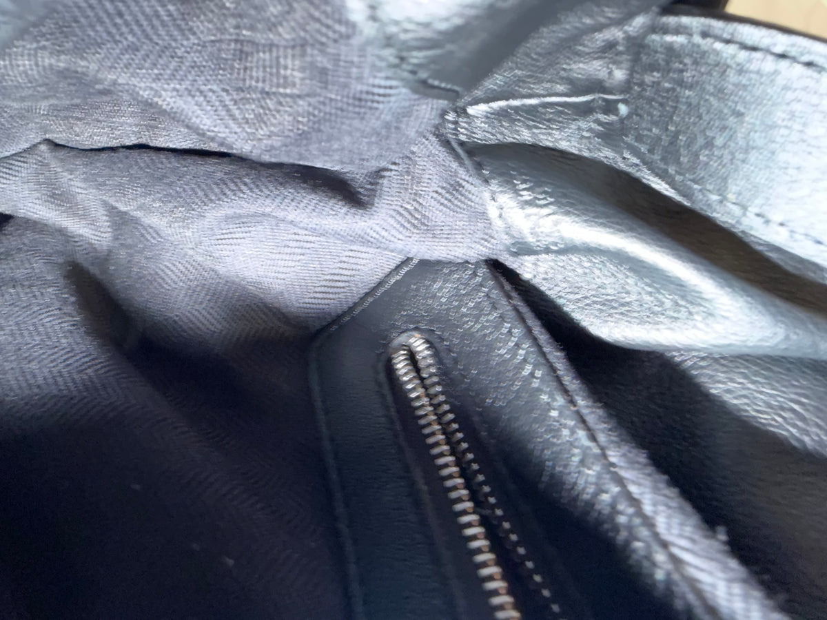 Loewe Flamenco Knot Tote Piel Negra mediana