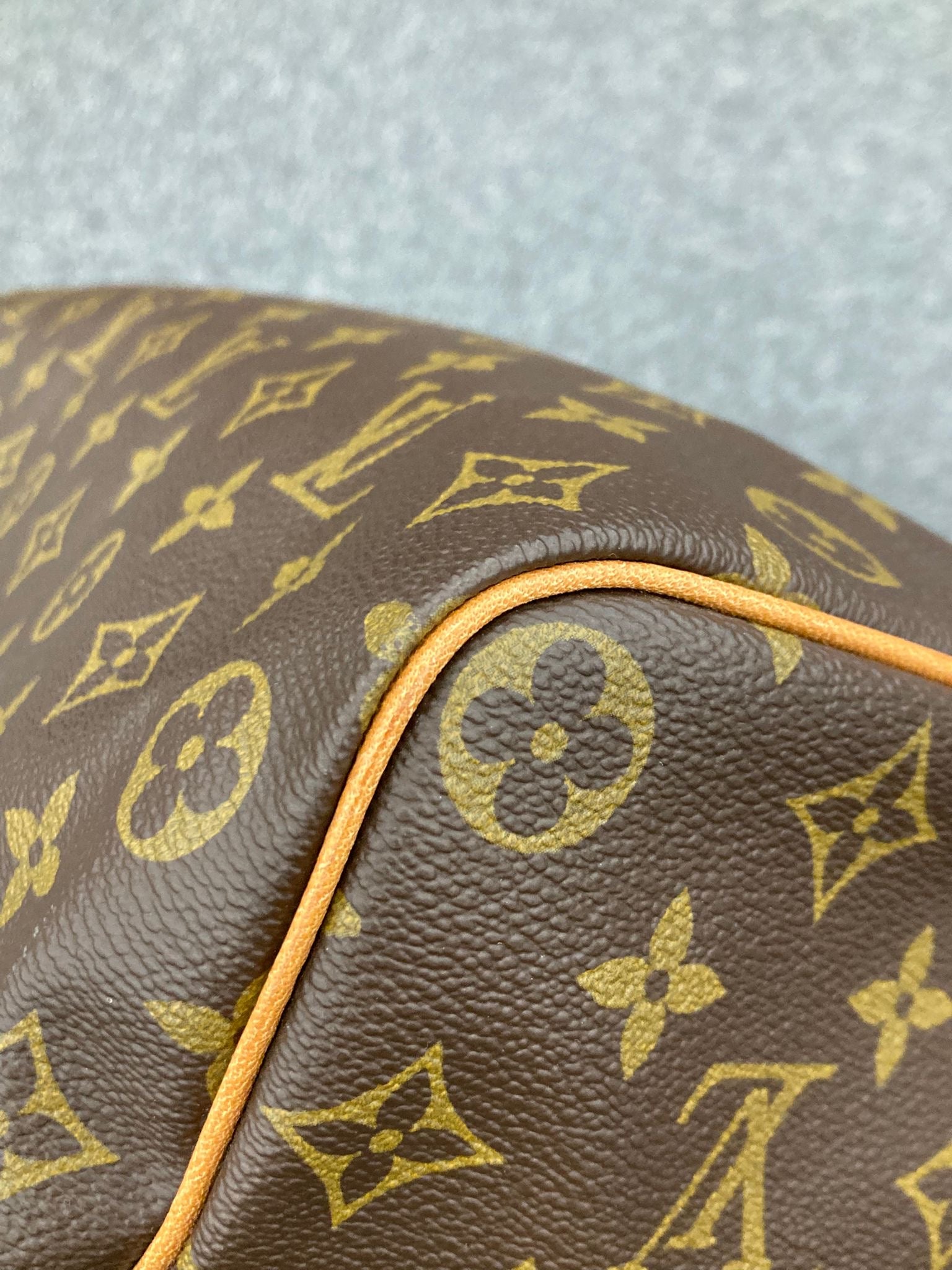 Louis Vuitton speedy 35 canvas monogram