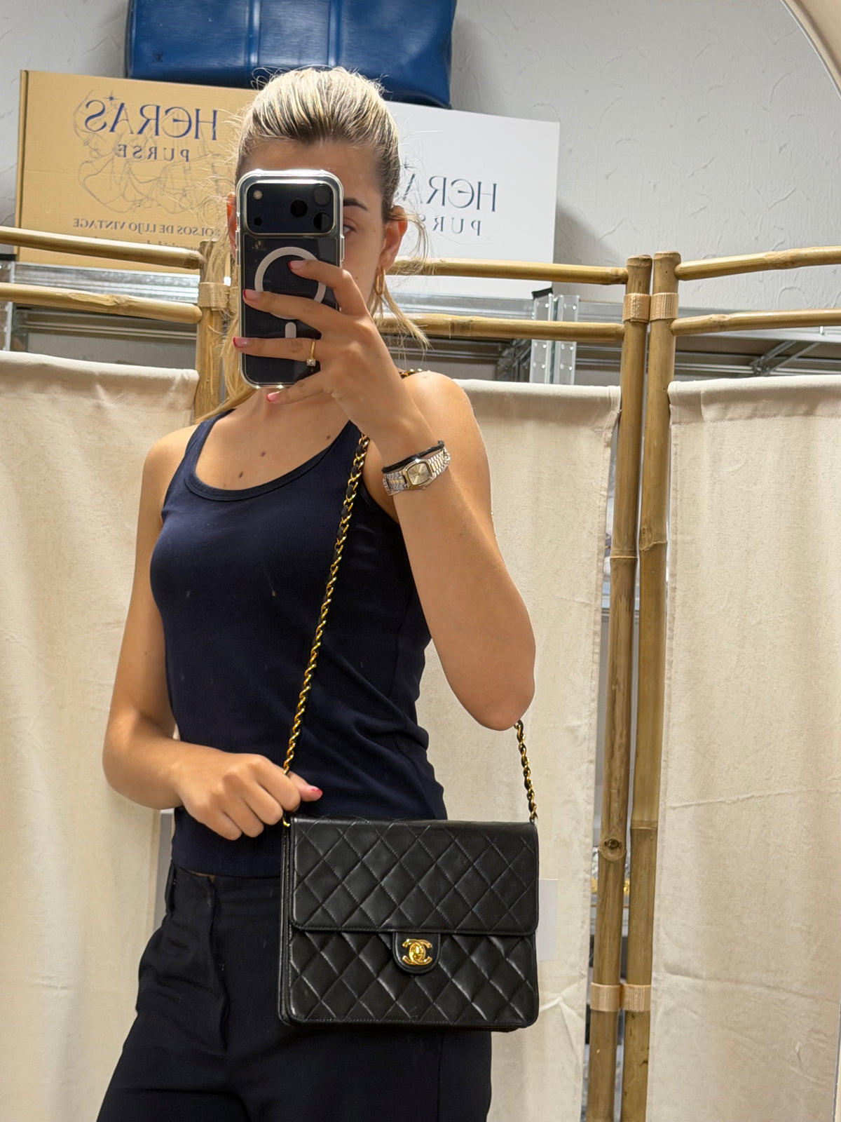 Chanel Single Flap Pequeño Piel de Cordero Negra · Cierre Clásico · Serie 7