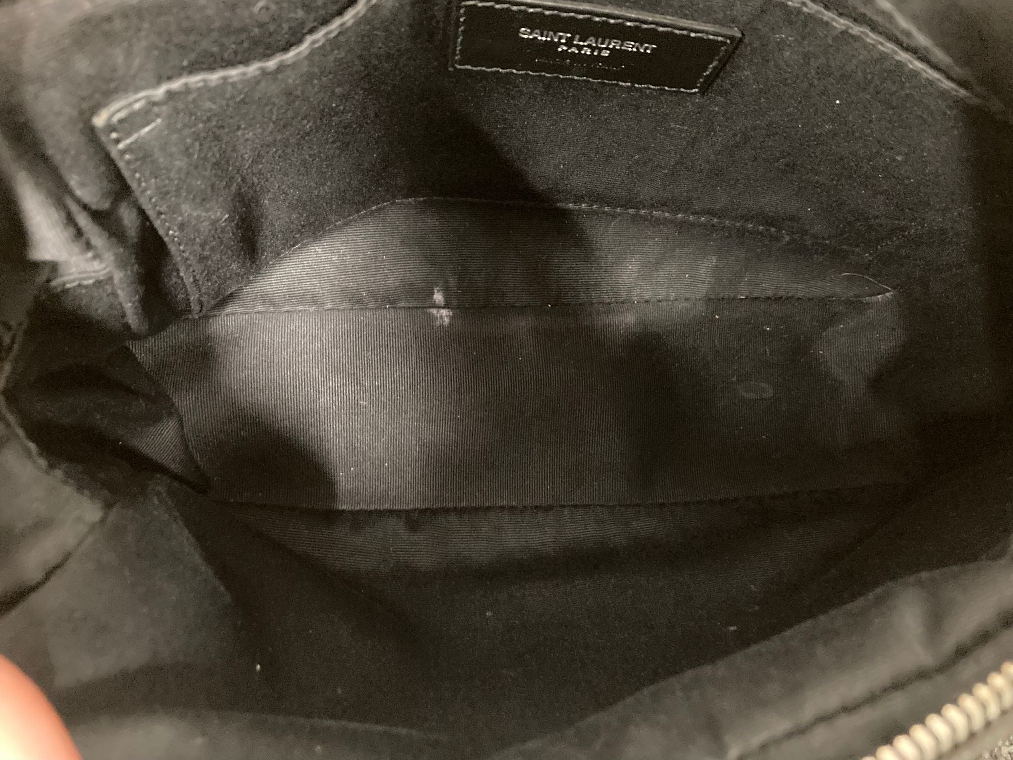 Saint Laurent Lou Camera Bag en piel negra